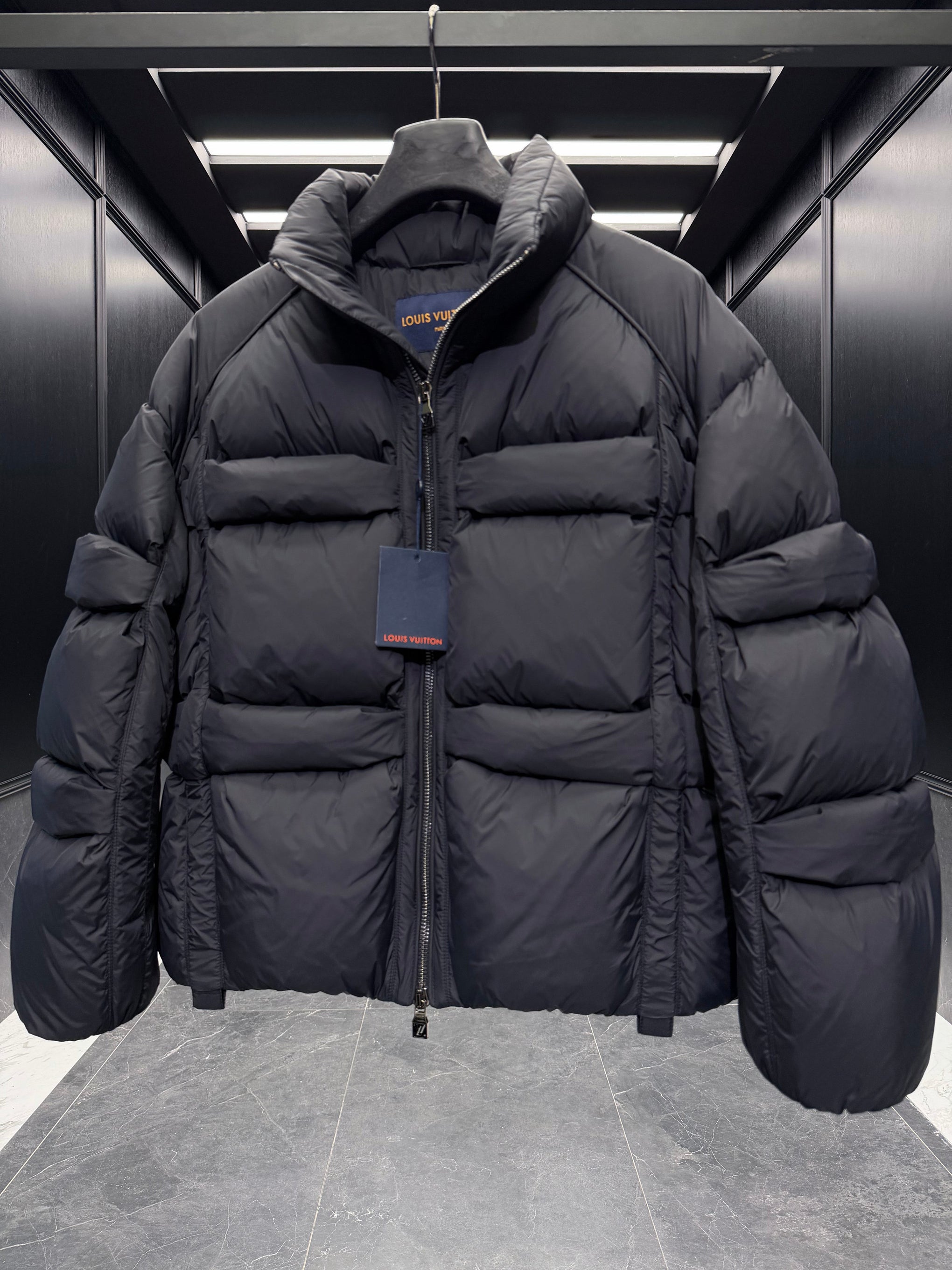 LOU PUFFER JACKET