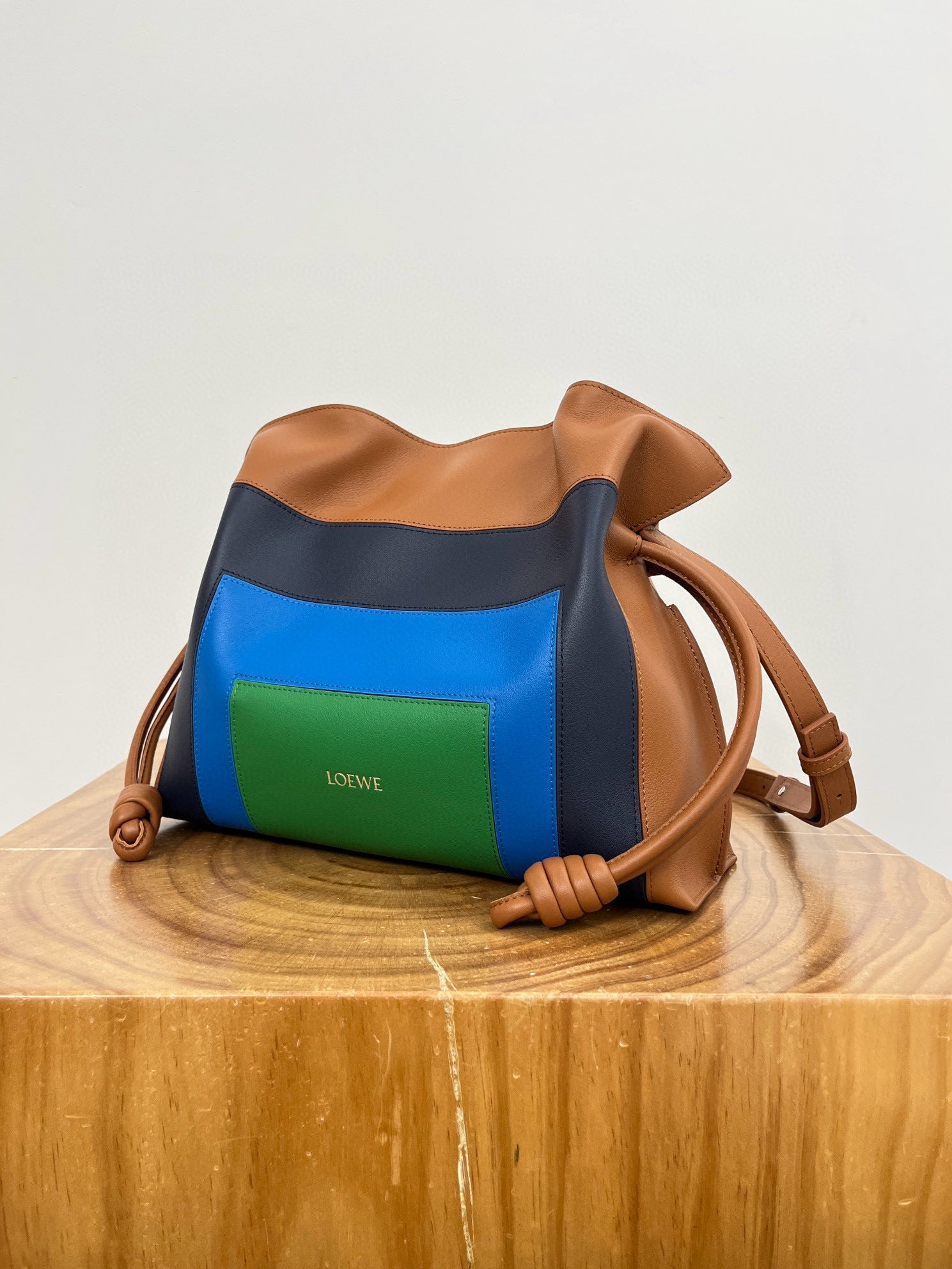 LOEW FLAMENCO MEDIUM POUCH