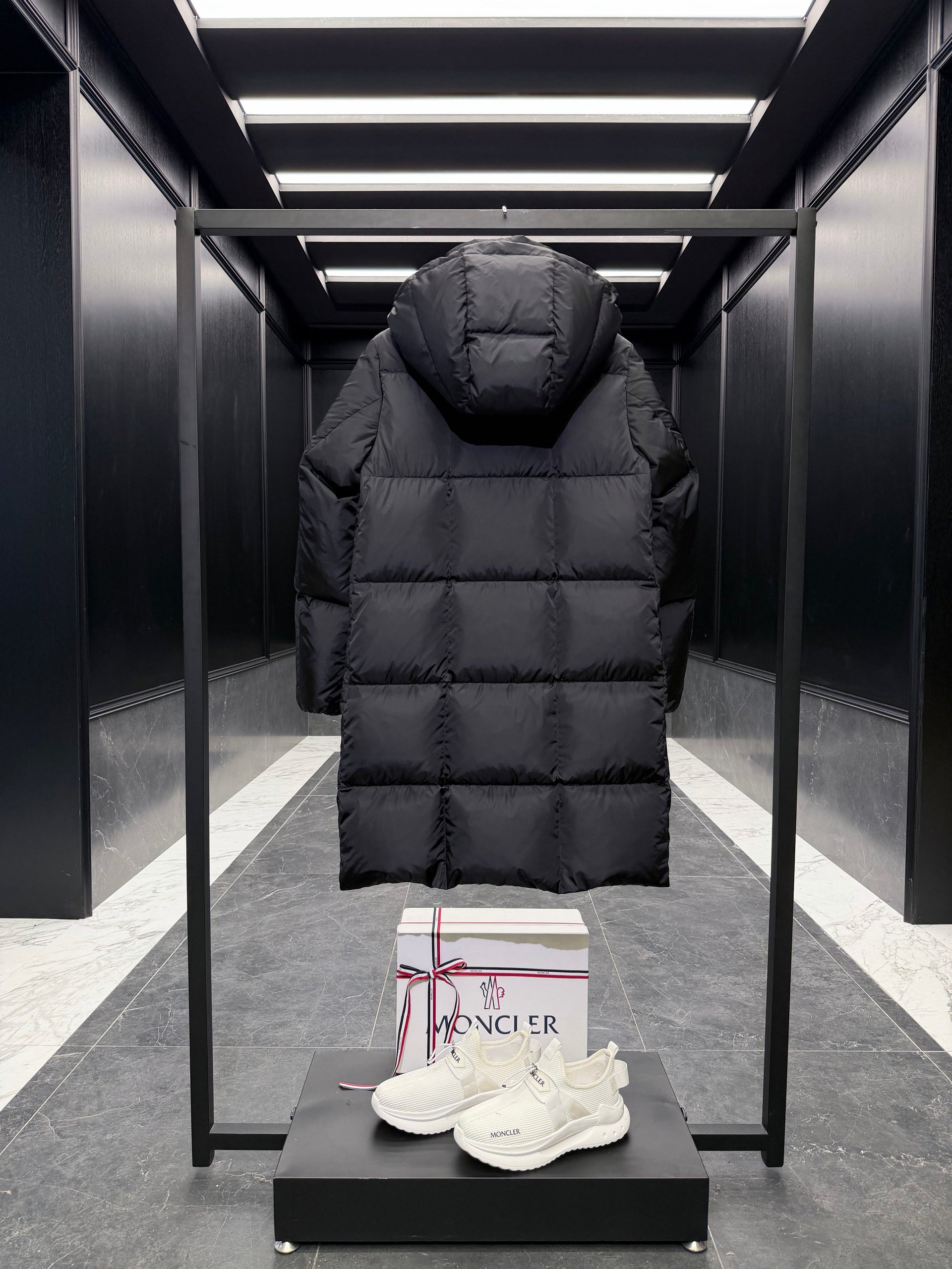 MONC LITTE COAT