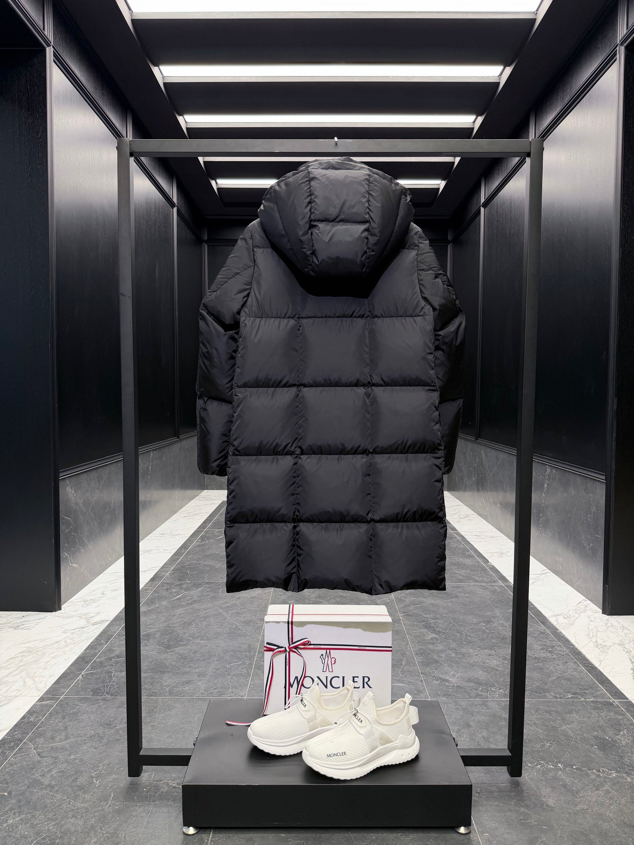 MONC LITTE COAT