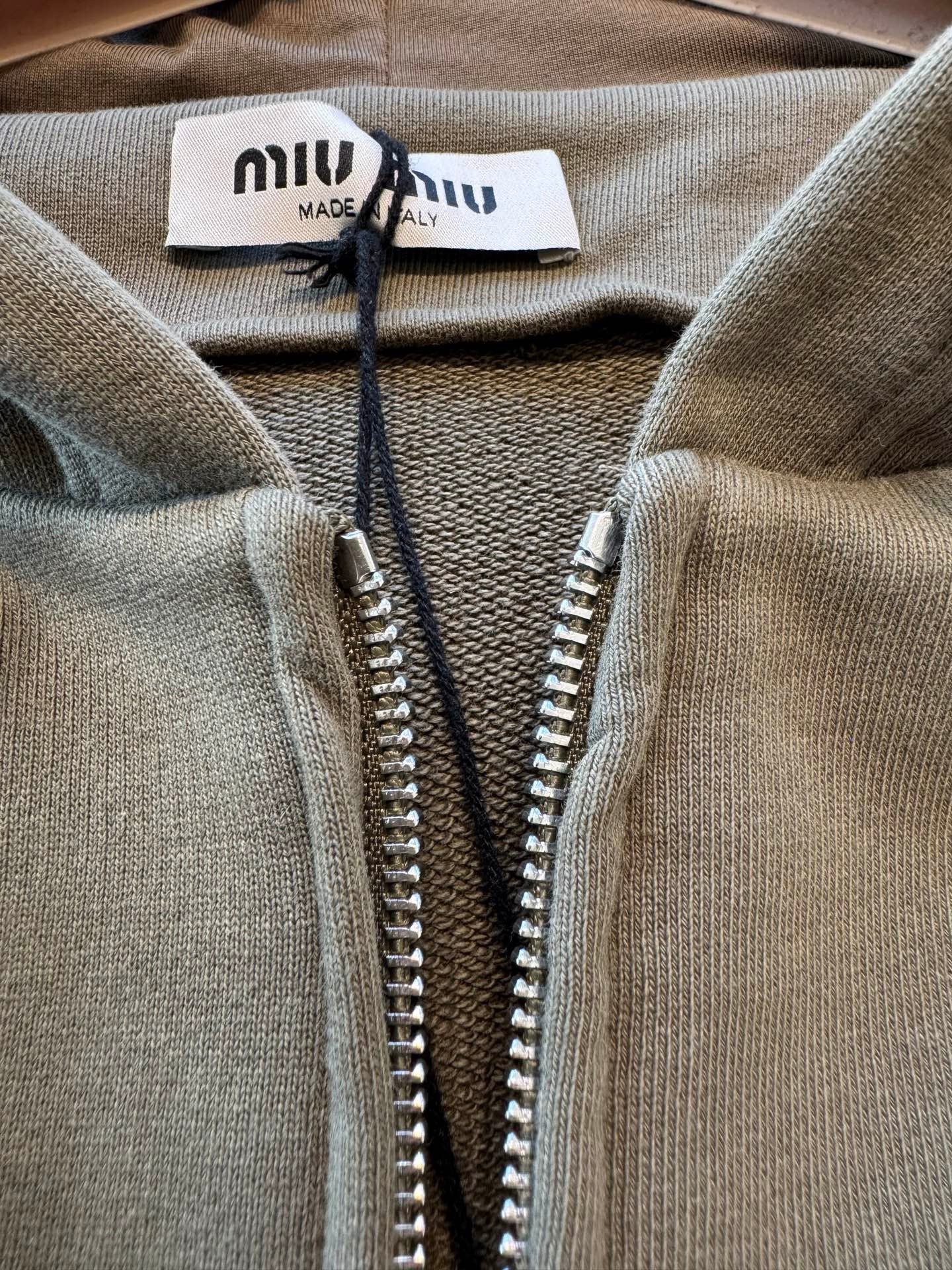 MIU M ZIP HOODIE