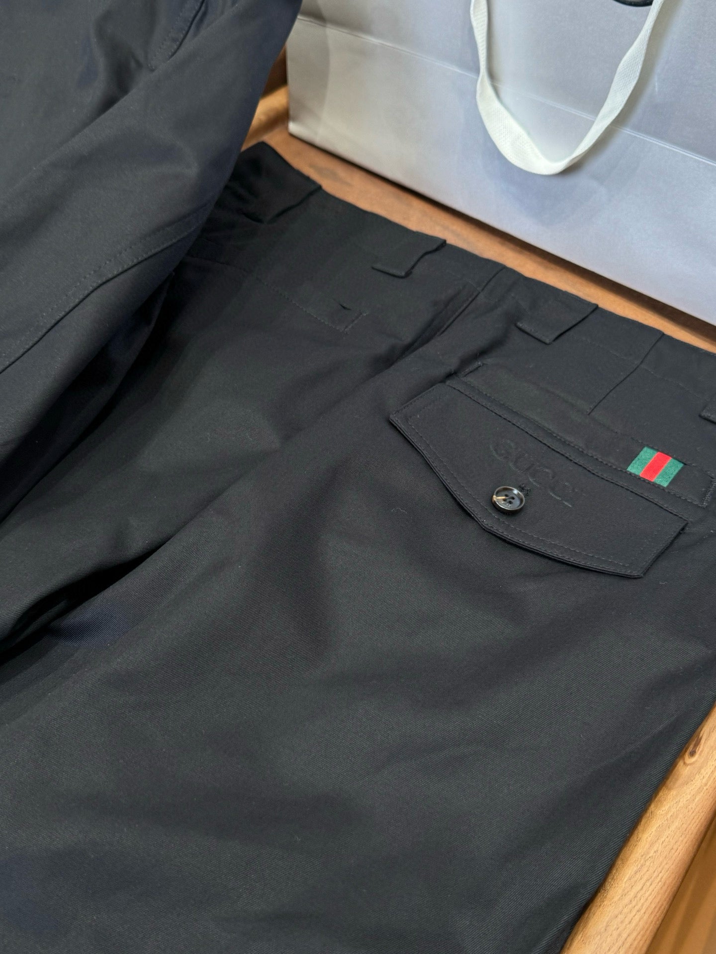 GG ZIP BOMBER