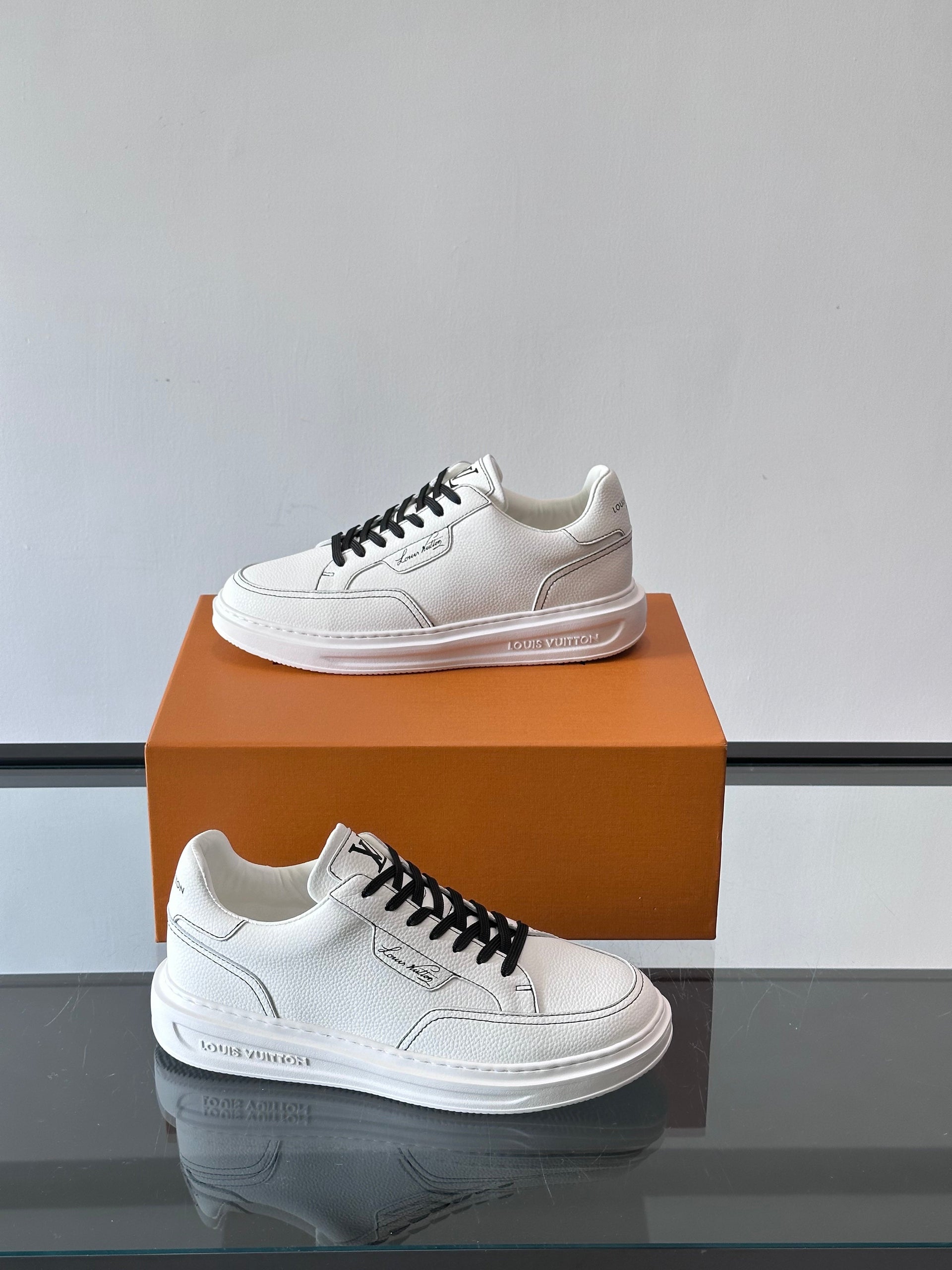 LOU BEVERLY HILLS SNEAKERS