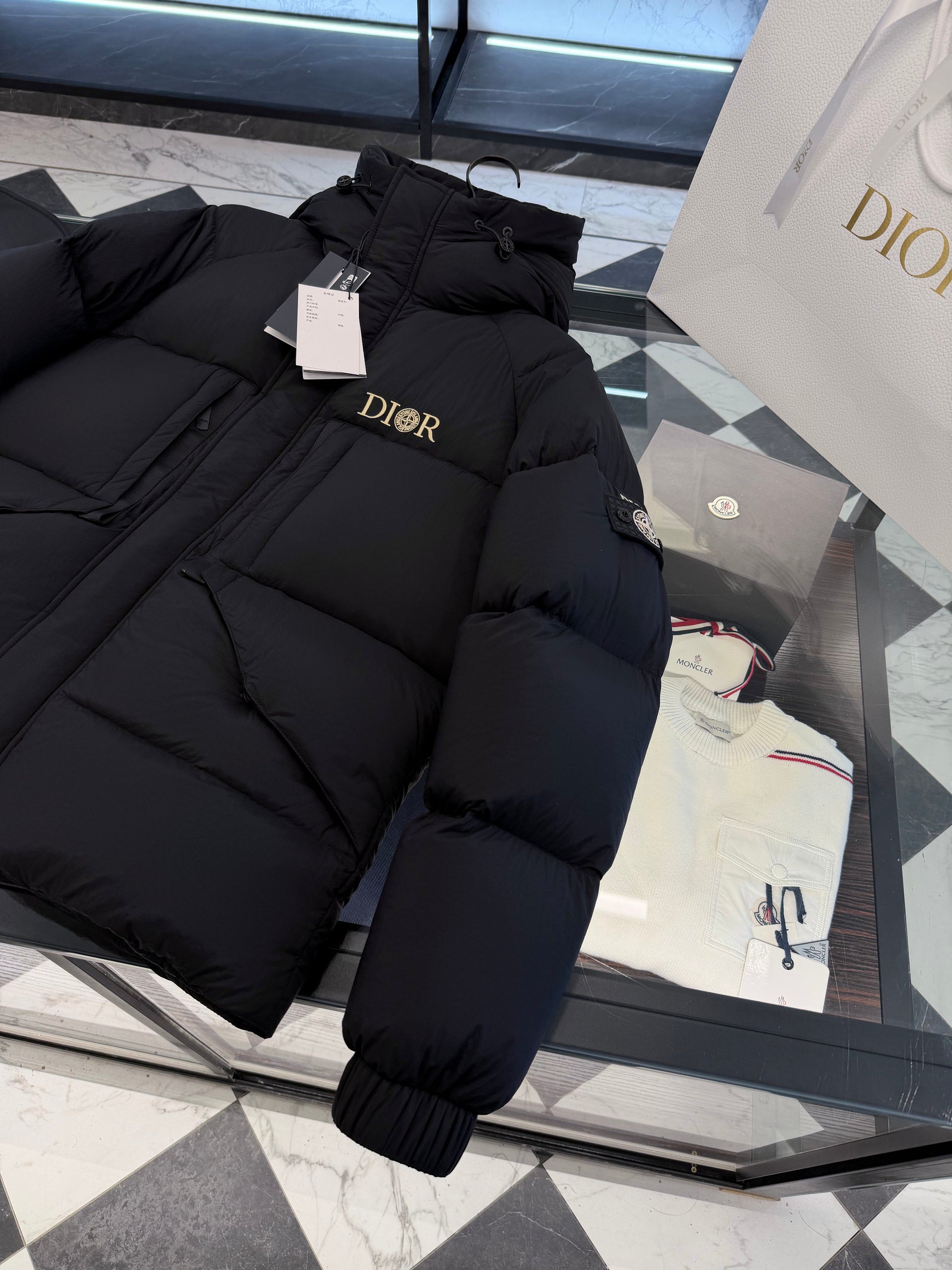 CD x STONE I JACKET