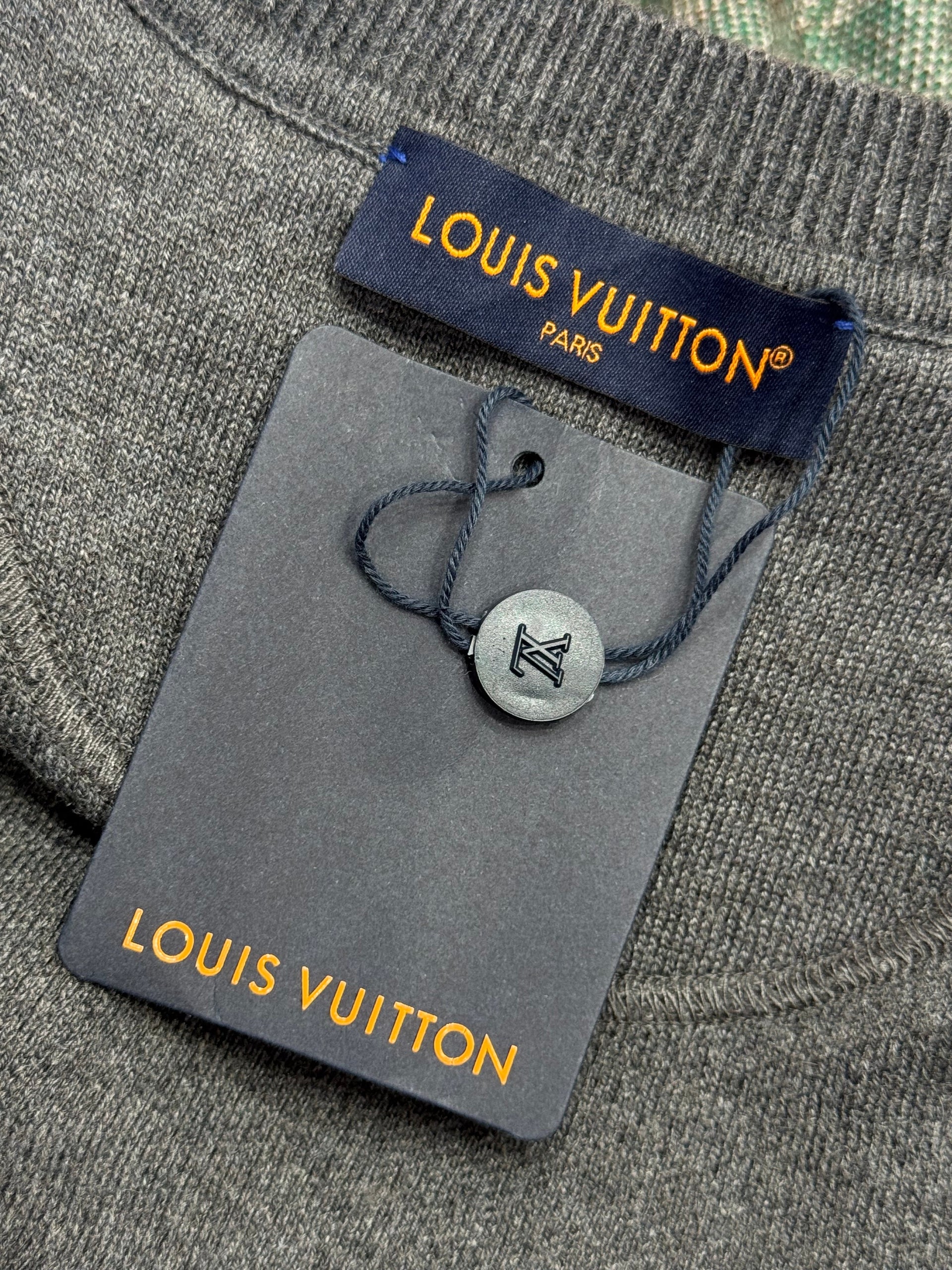 LOU JUMPER