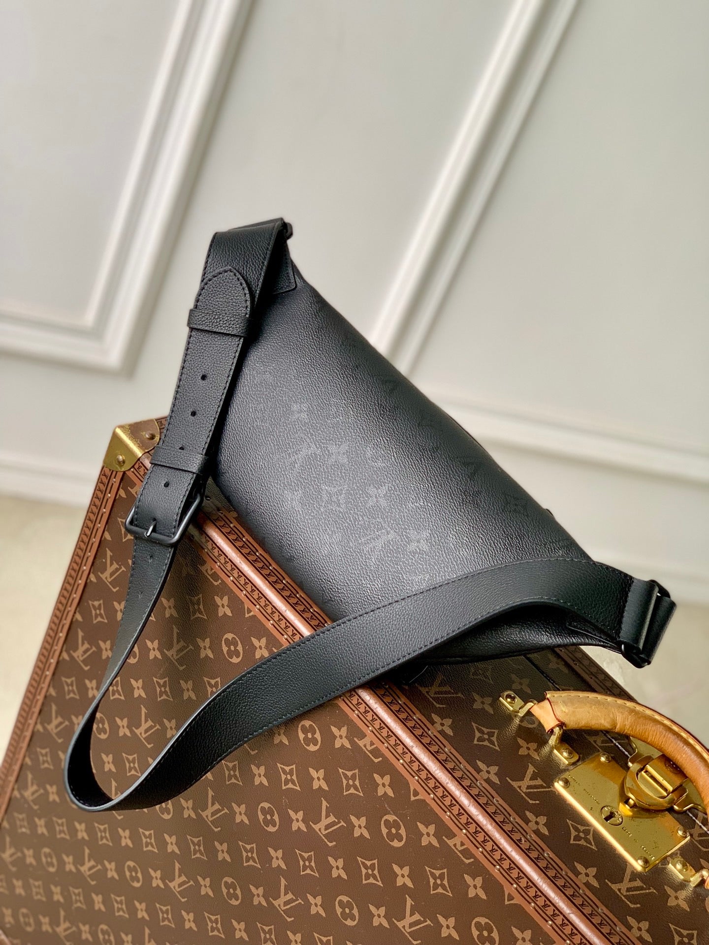 LOU RUSH BUMBAG