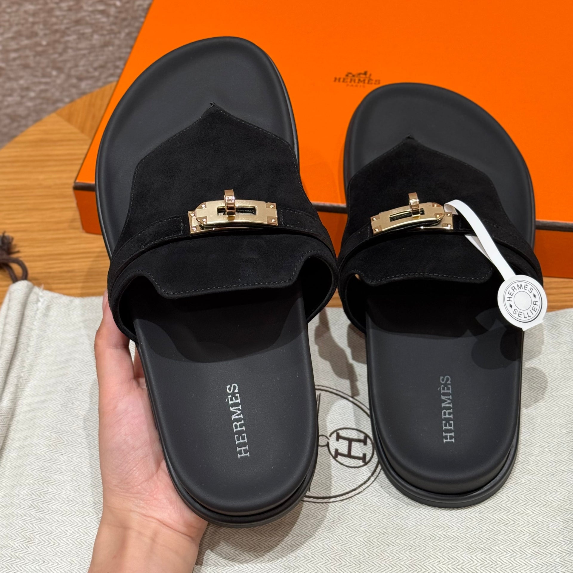 HERM EMPIRE SANDALS