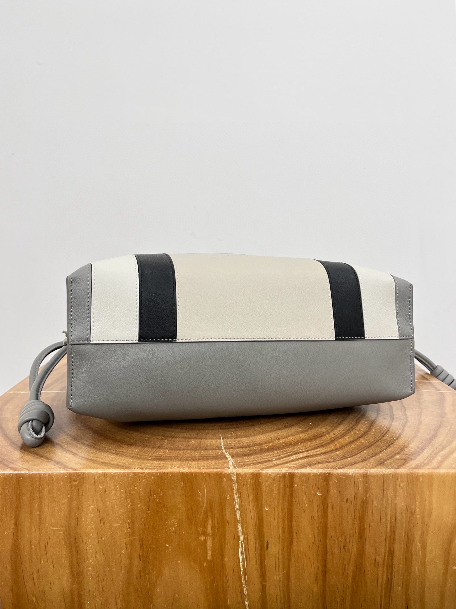LOEW FLAMENCO MEDIUM POUCH