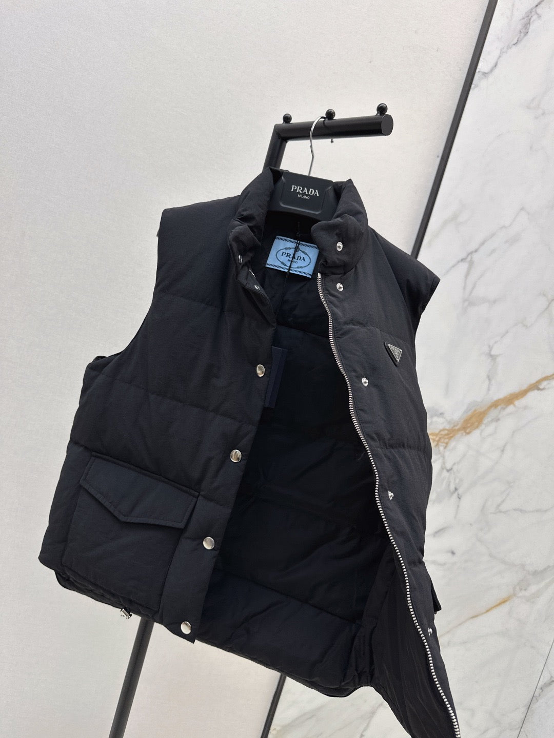 PD VEST