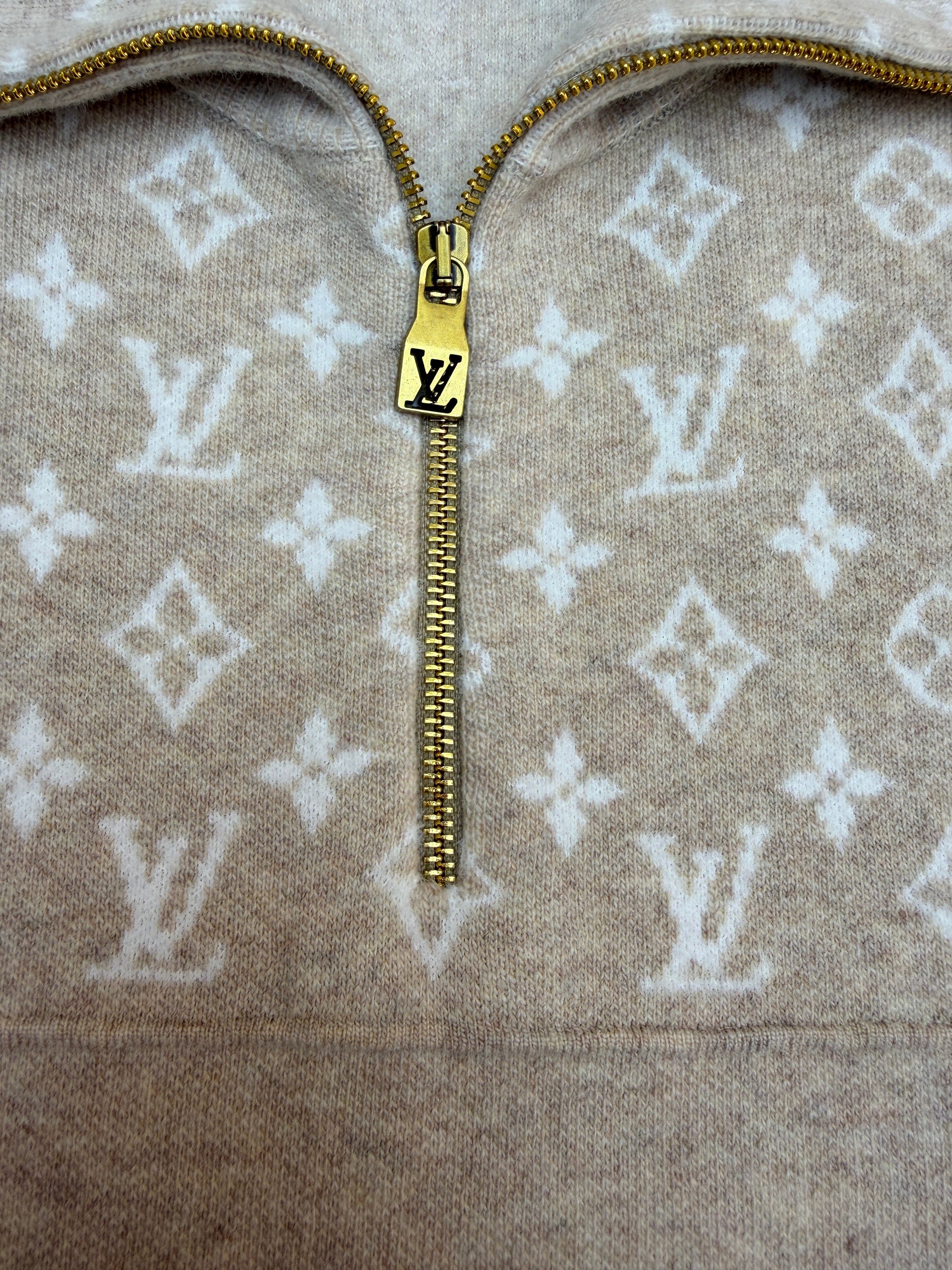 LOU JUMPER