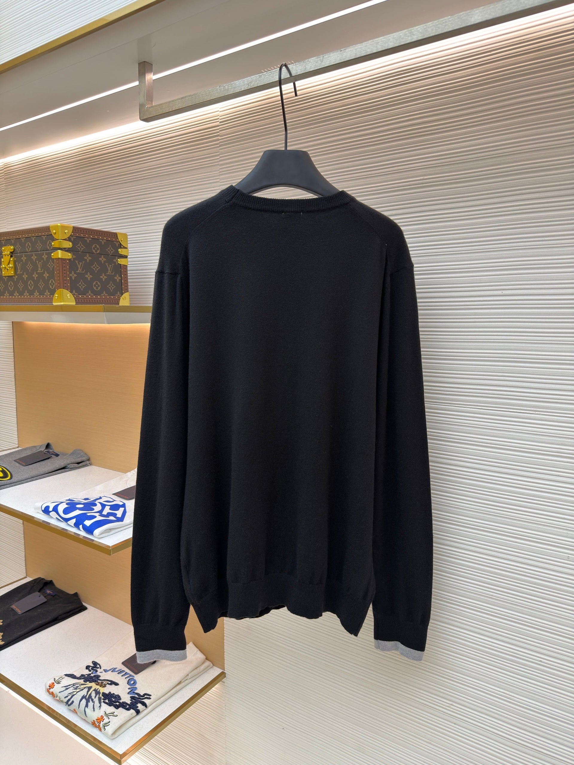 LOEW JUMPER