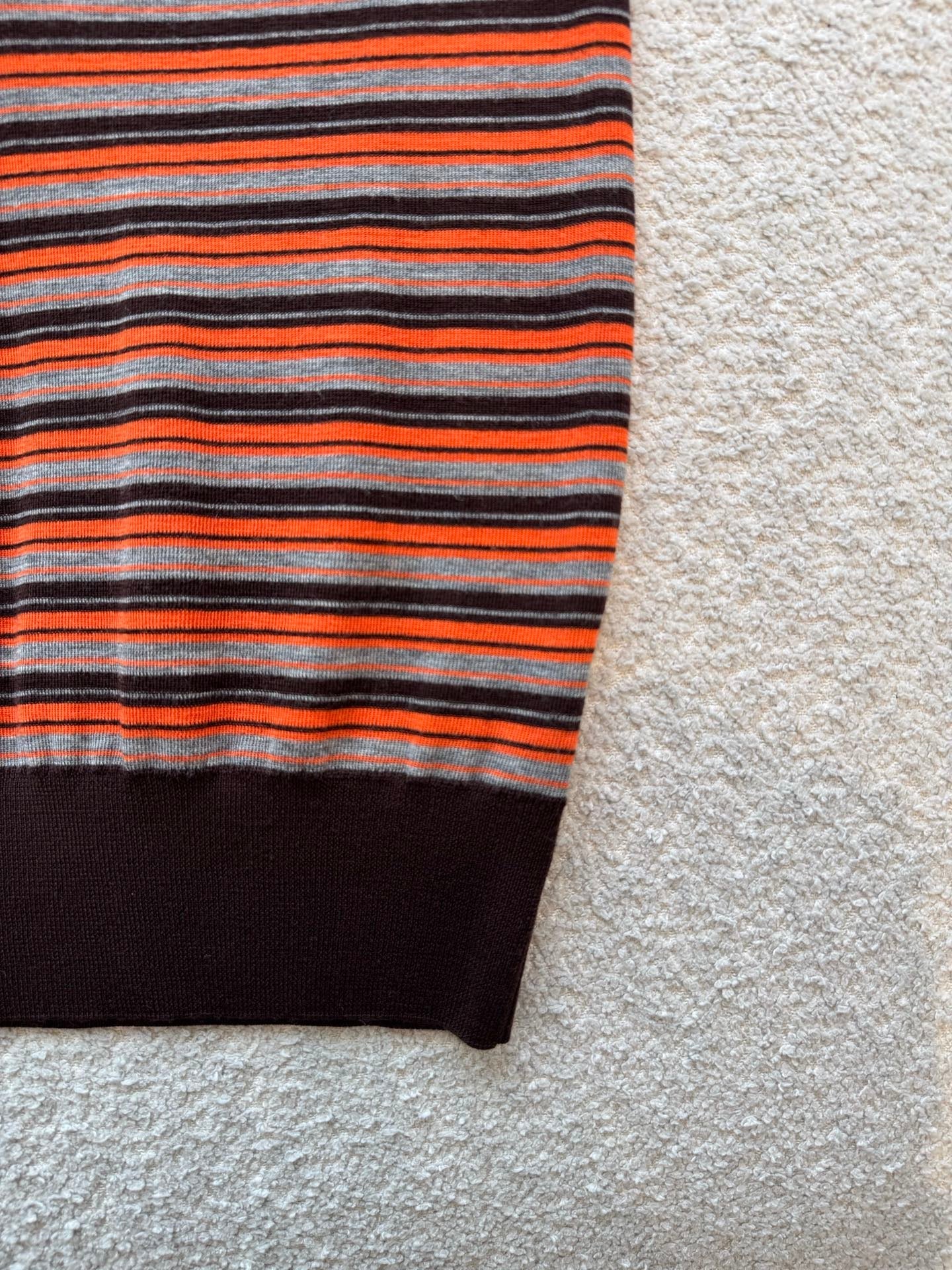 MIU M KNITTED VEST