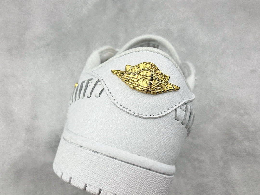 NIKE JORDAN 1 TRAINERS