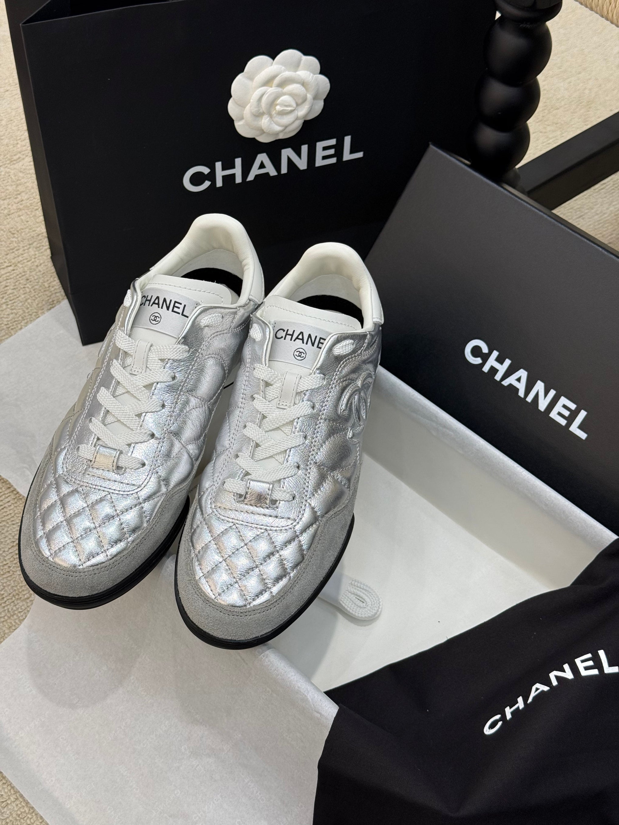 CC SNEAKER