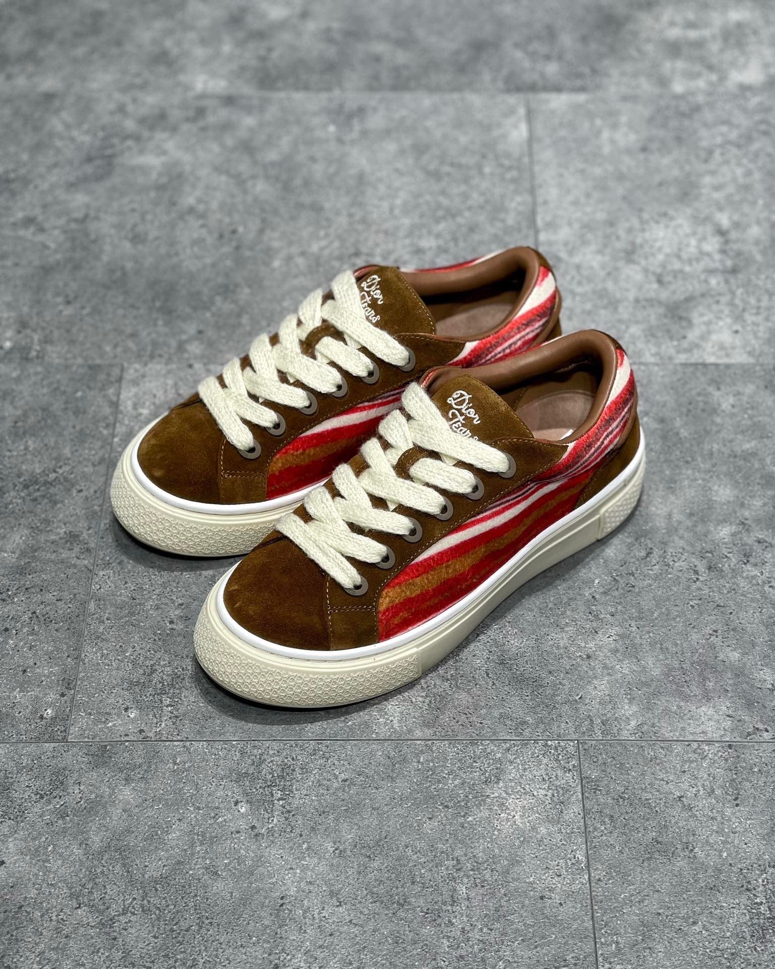 CD B33 SNEAKER