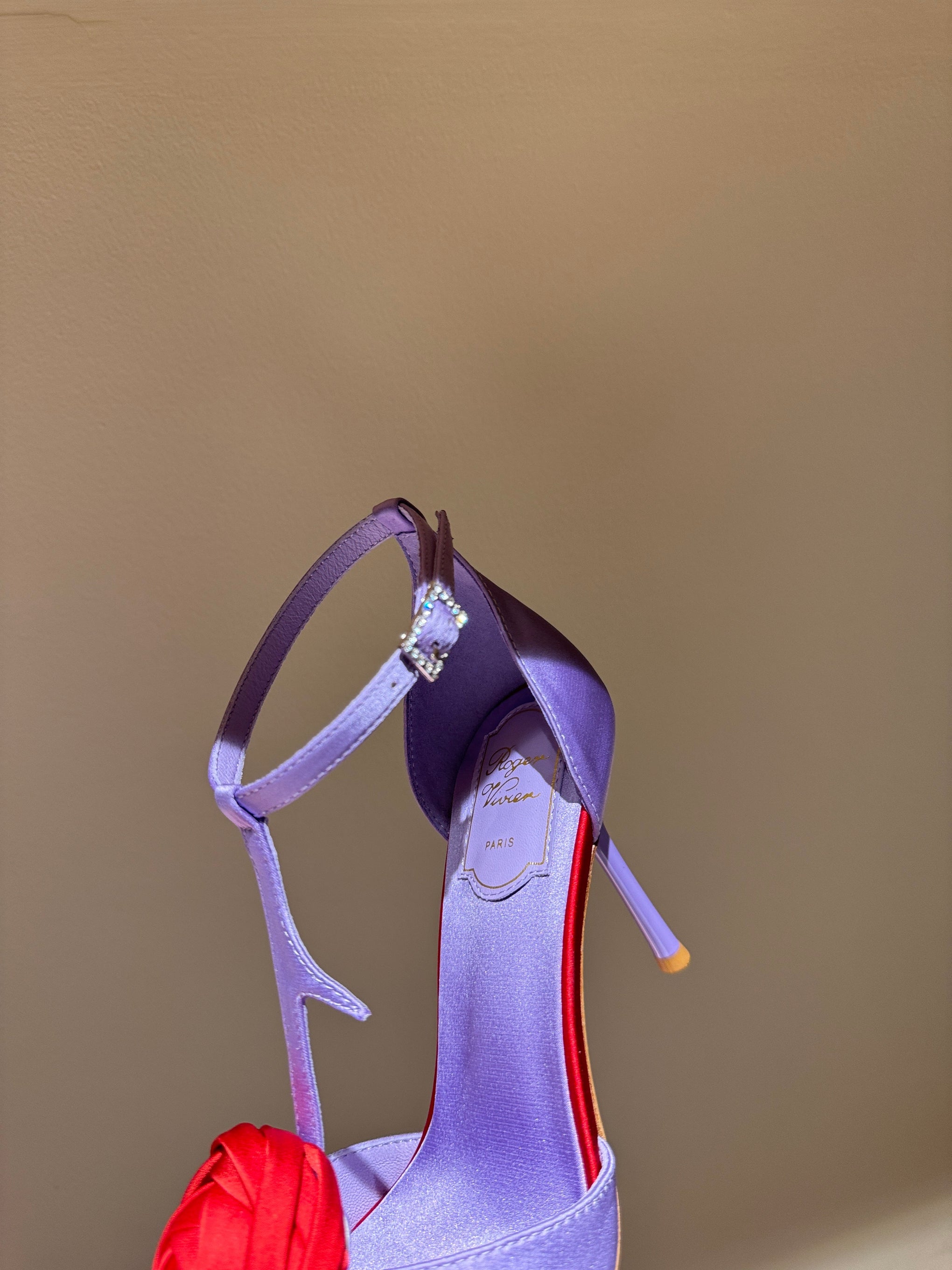 ROGER V HEELS