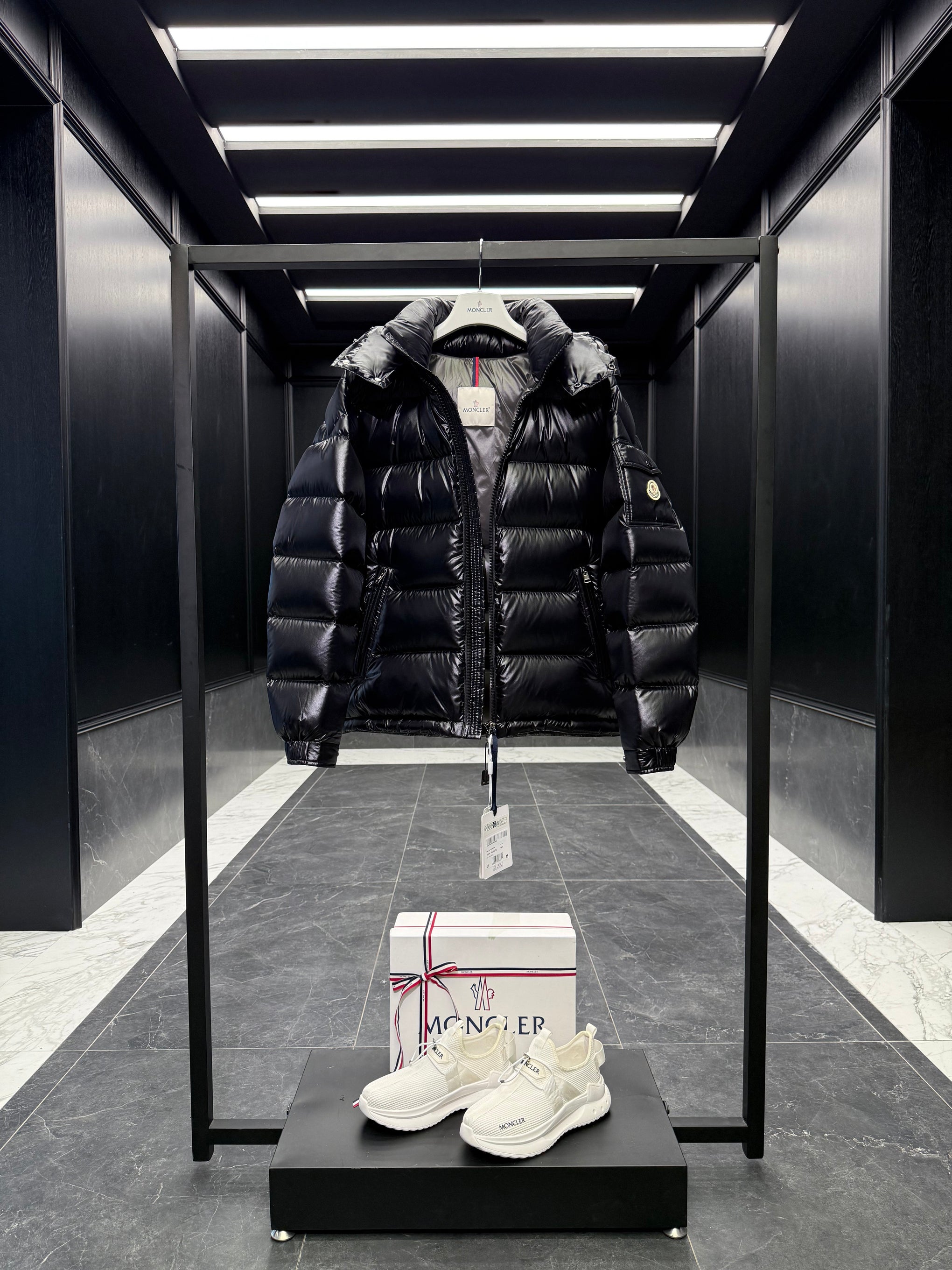 MONC MAYA JACKET