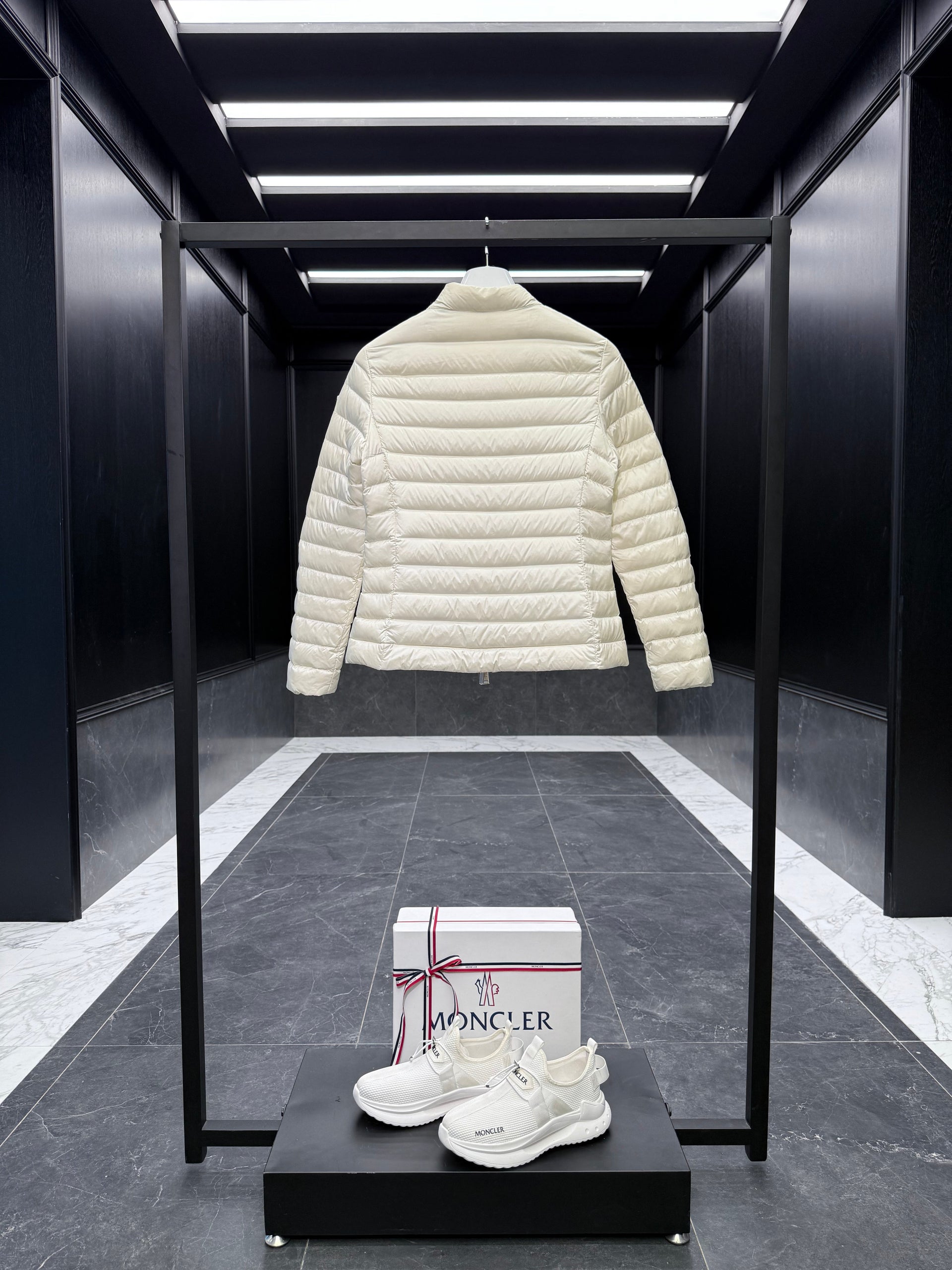 MONC IGELLE JACKET