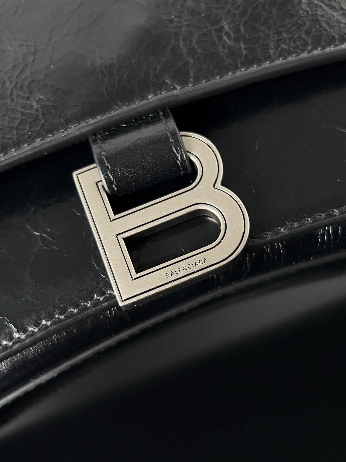 BAL SMALL CRUSH BAG