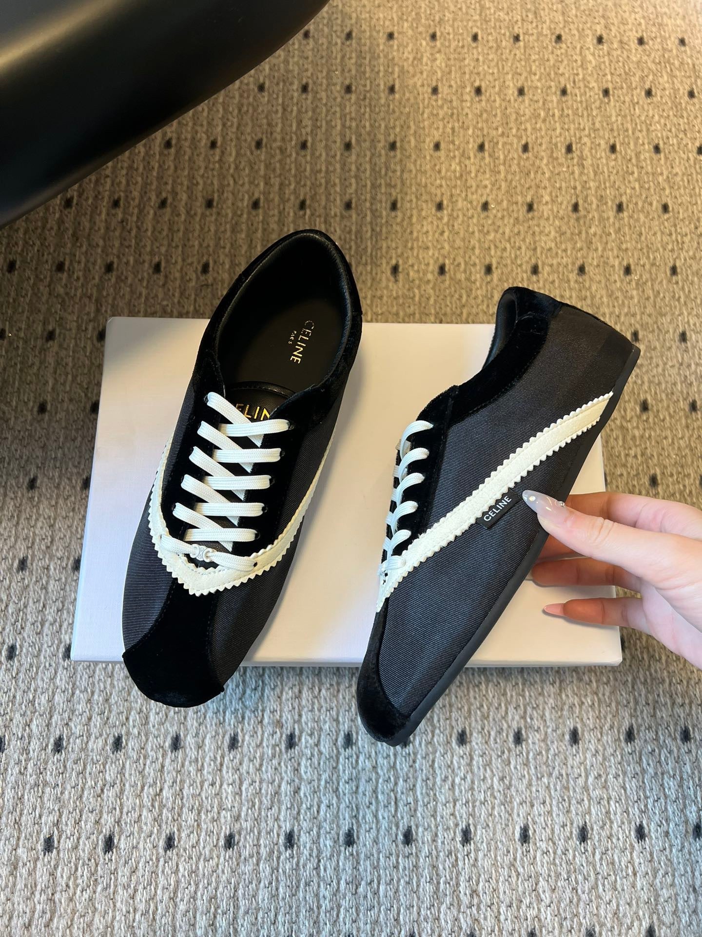 CEL FLAT SNEAKERS