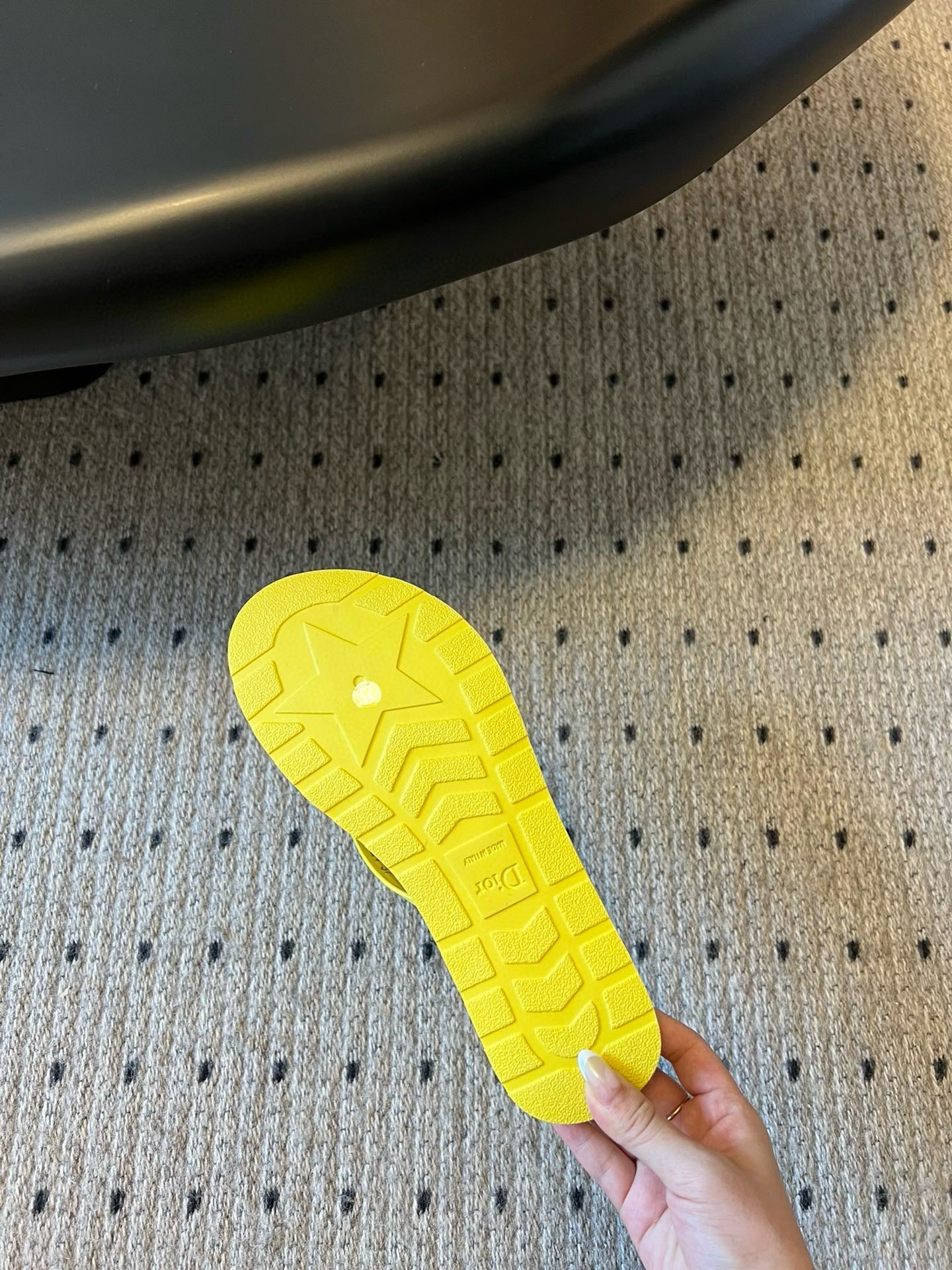 CD THONG SANDAL
