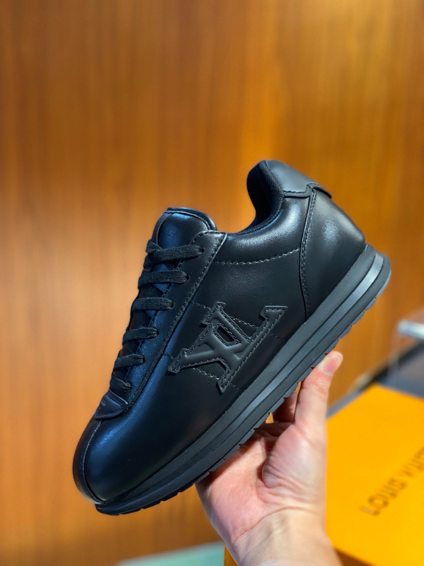 LOU BUTTERSOFT SNEAKERS