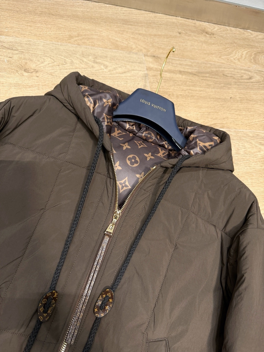LOU JACKET
