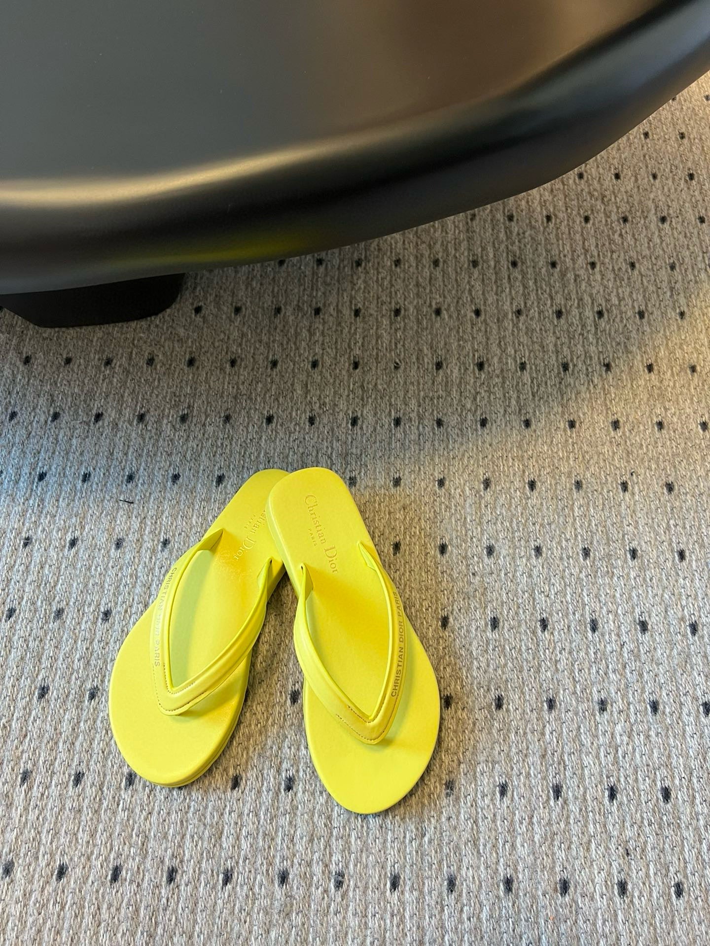 CD THONG SANDAL