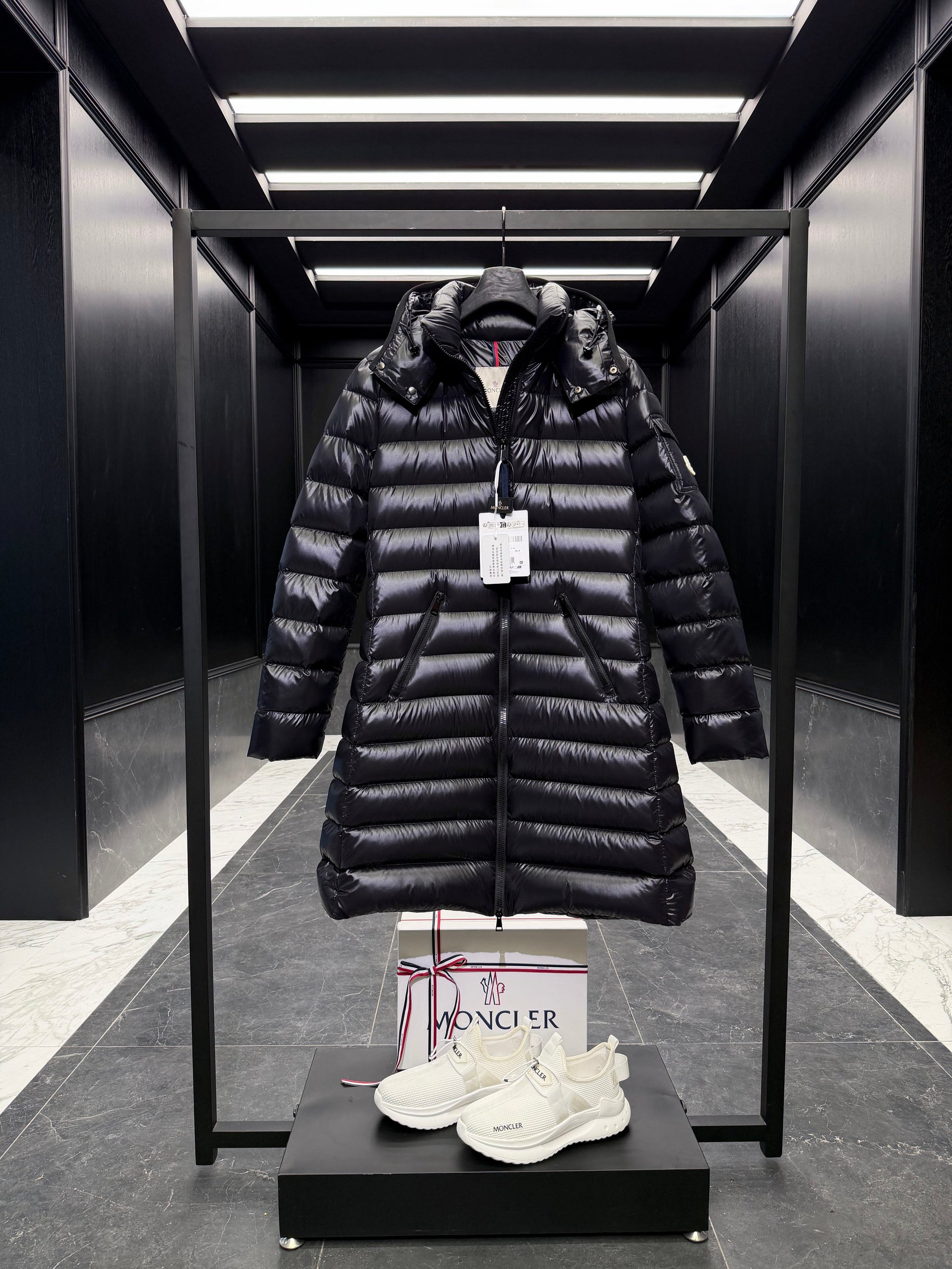 MONC MOKA COAT