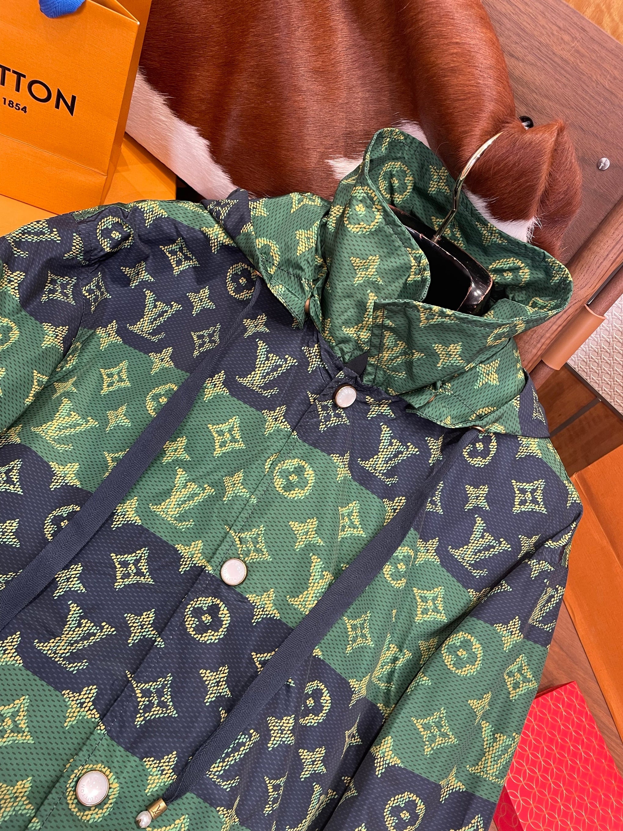 LOU JACKET