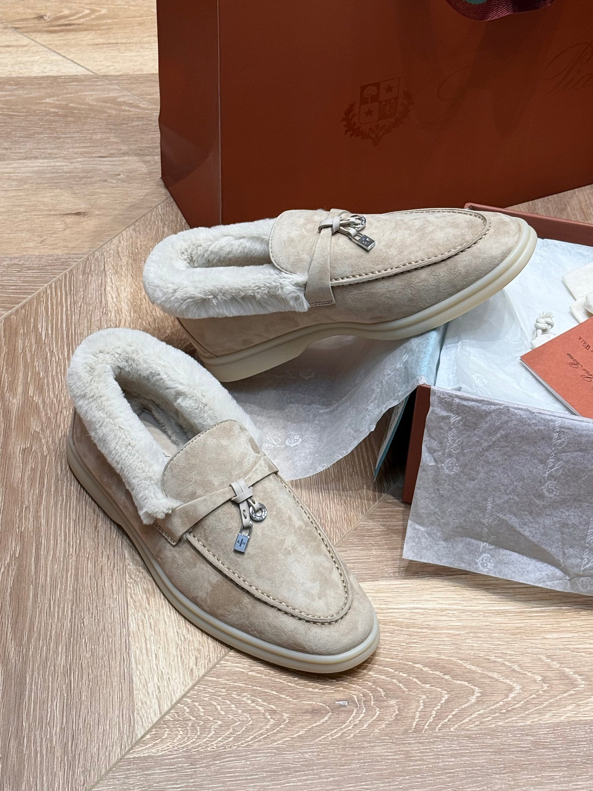 LORO P SUMMER CHARMS LOAFERS
