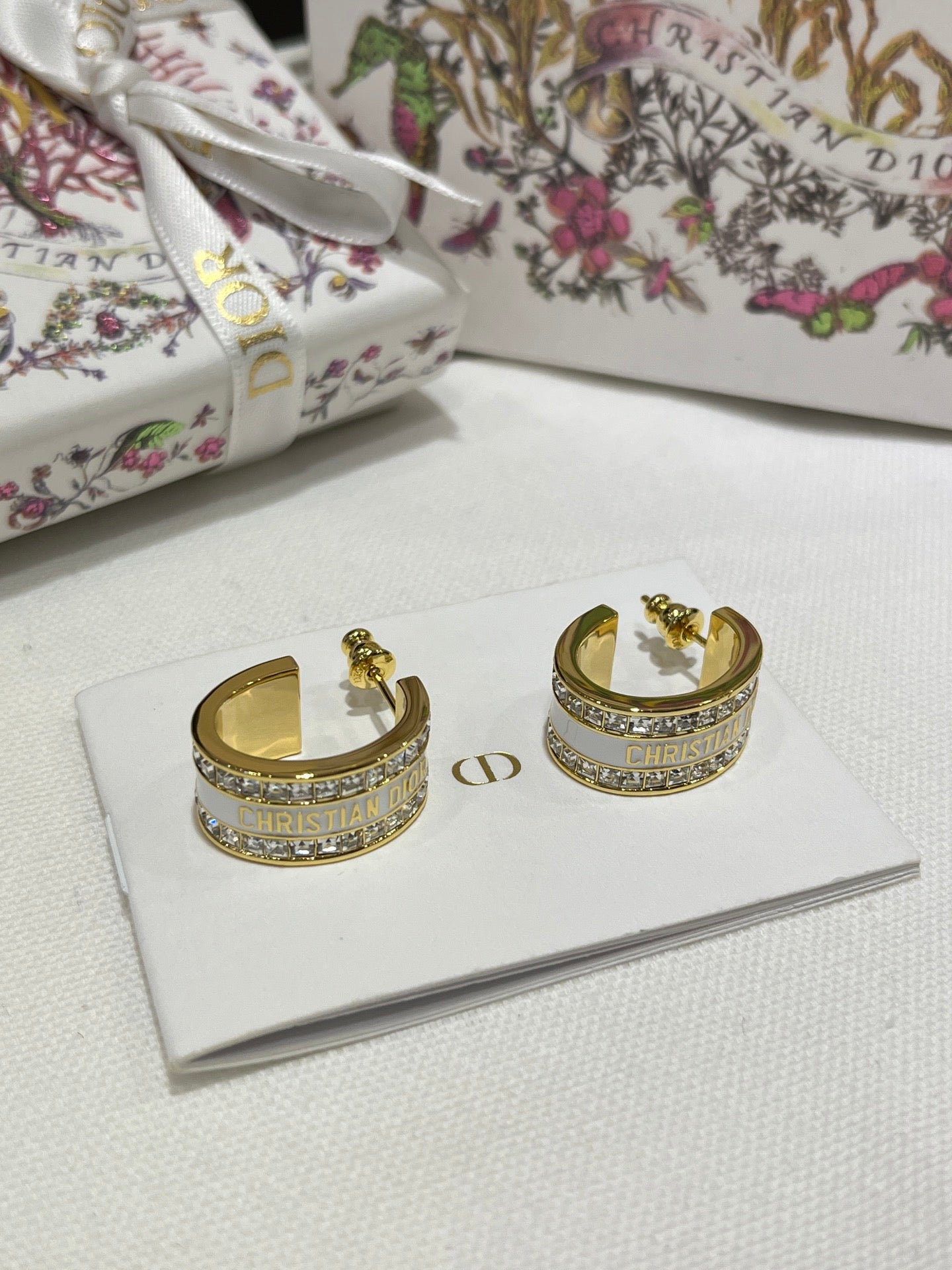 CD EARRINGS