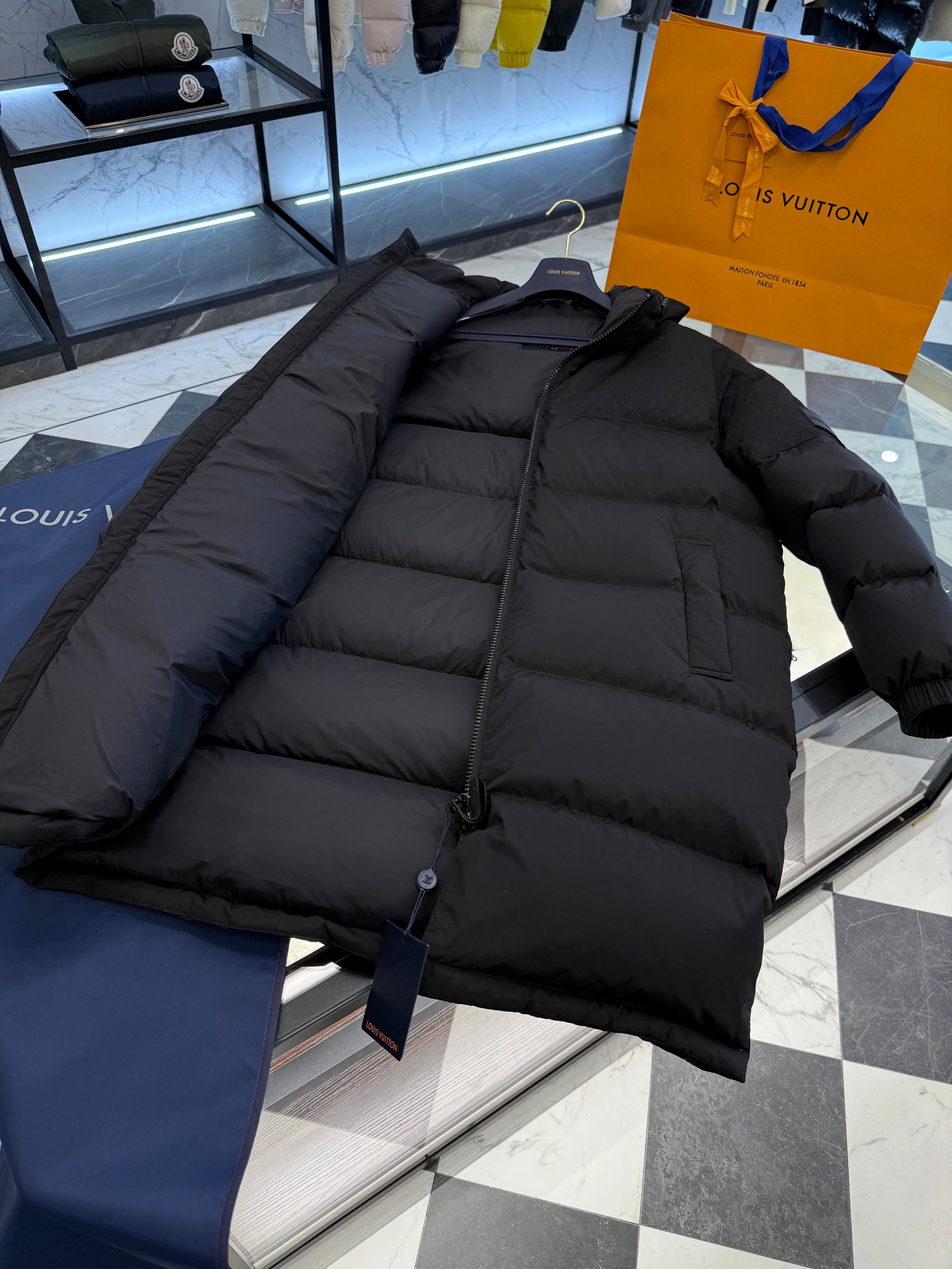 LOU COAT