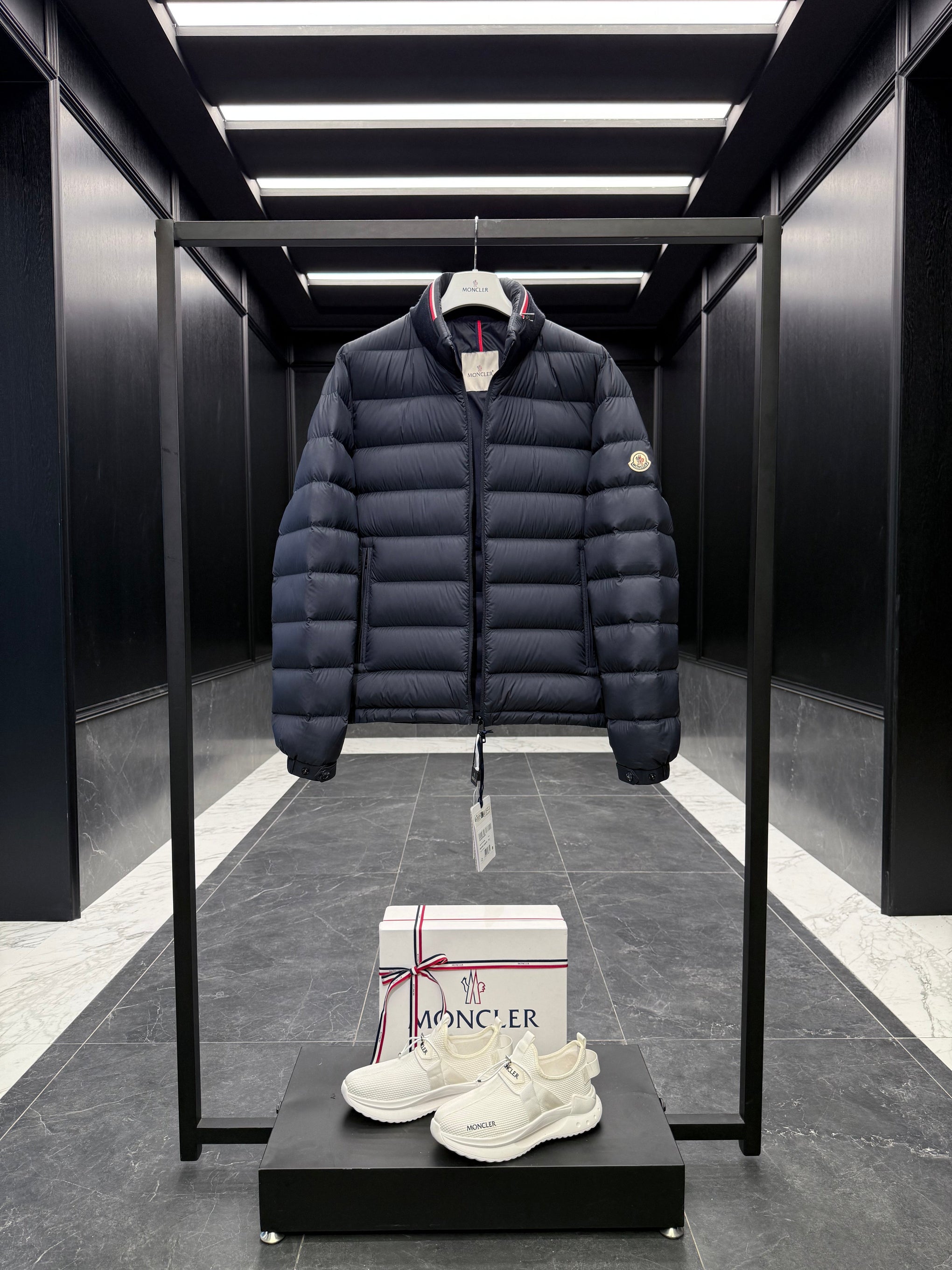MONC BRENDANN JACKET