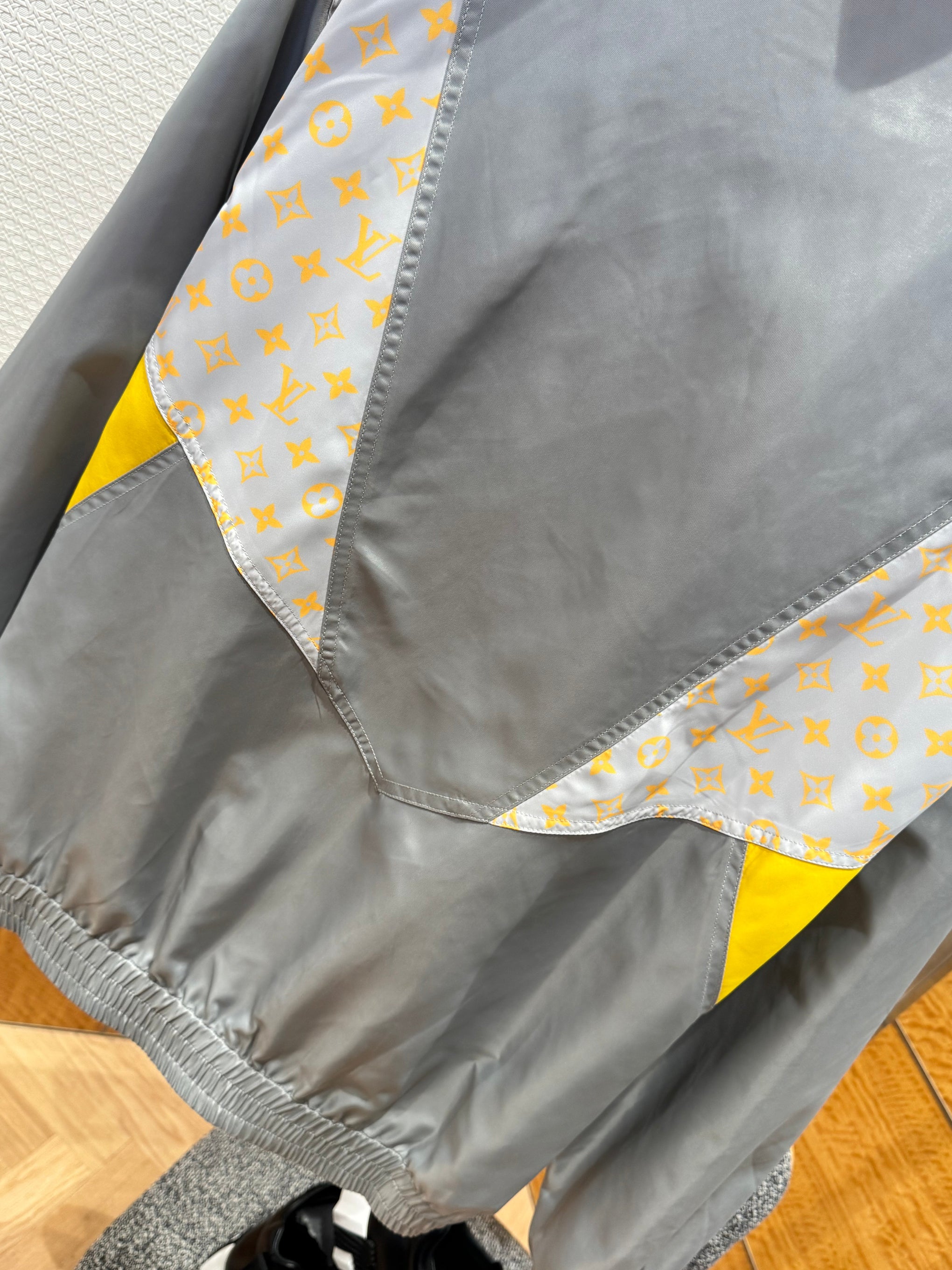 LOU JACKET