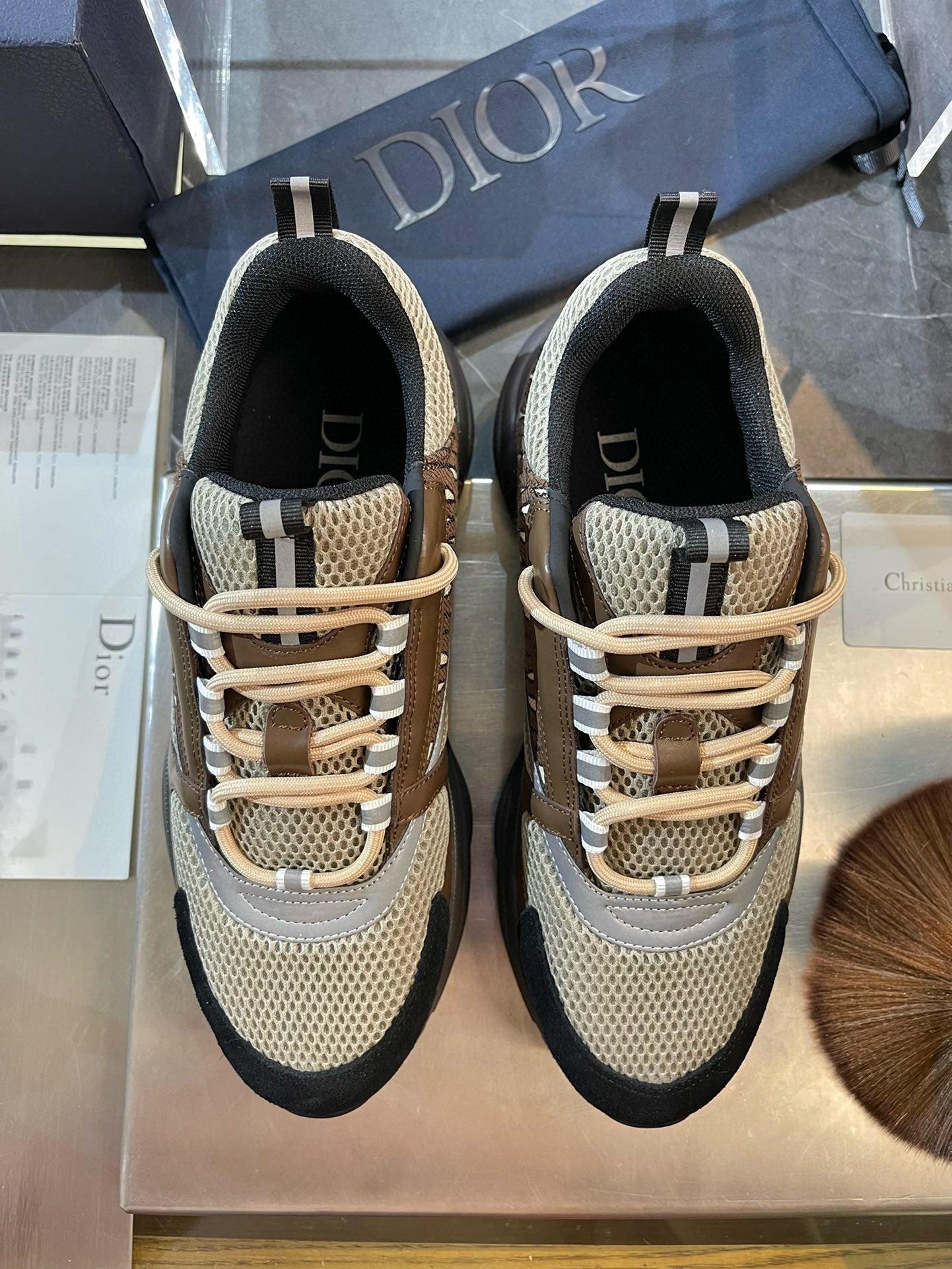CD B22 SNEAKERS