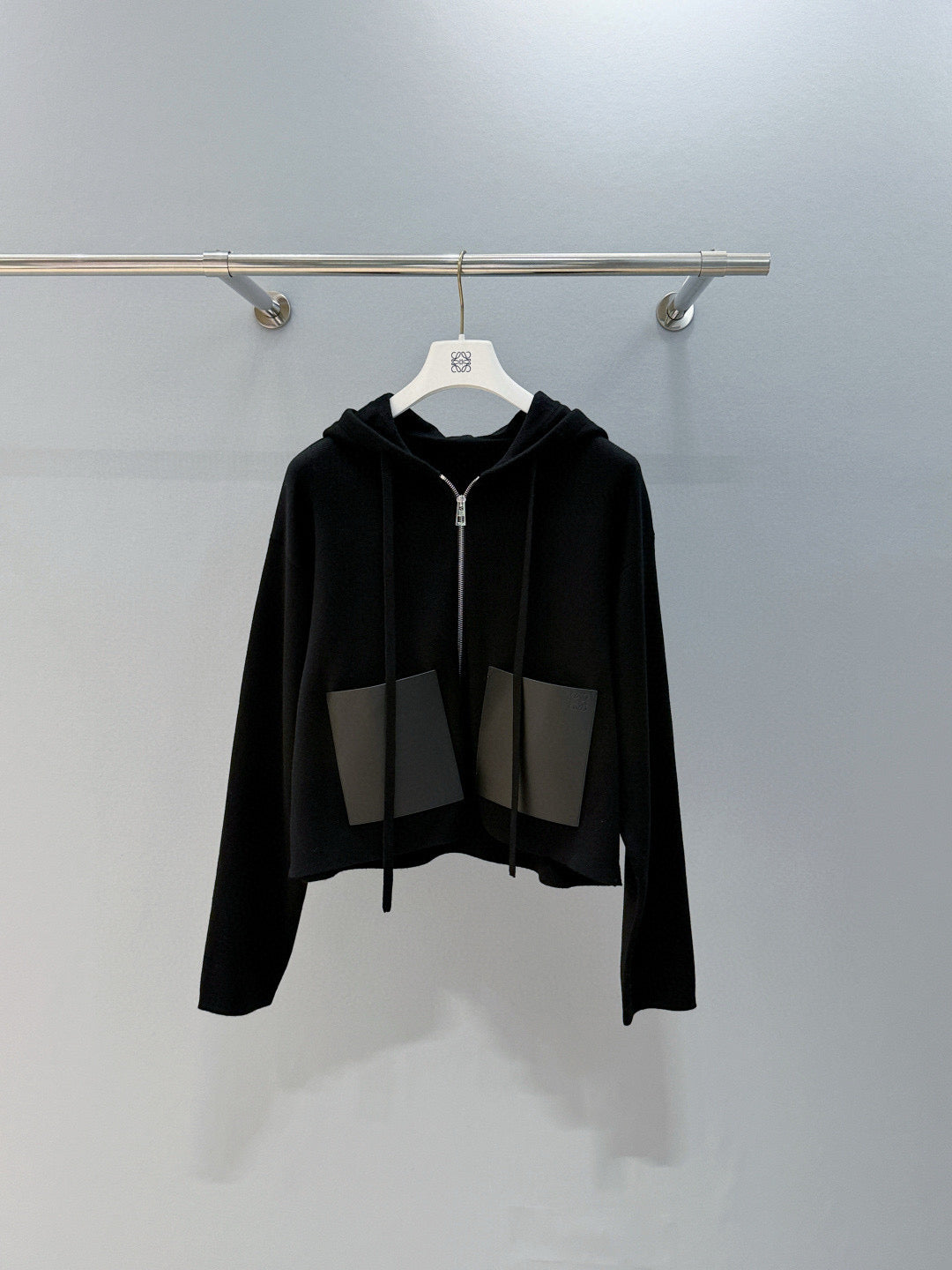 LOEW ZIP SWEATSHIRT