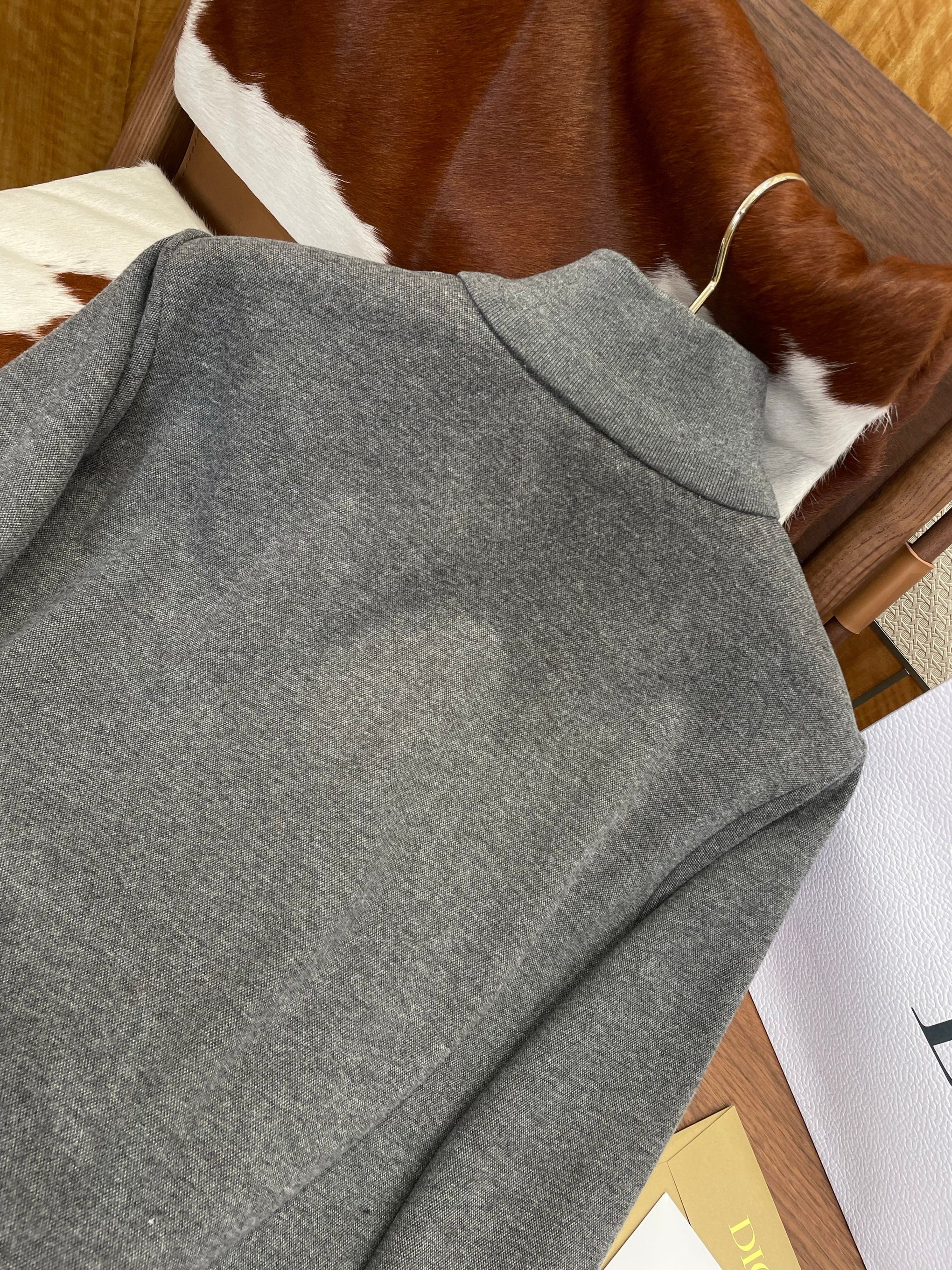 CD ZIP SWEATSHIRT