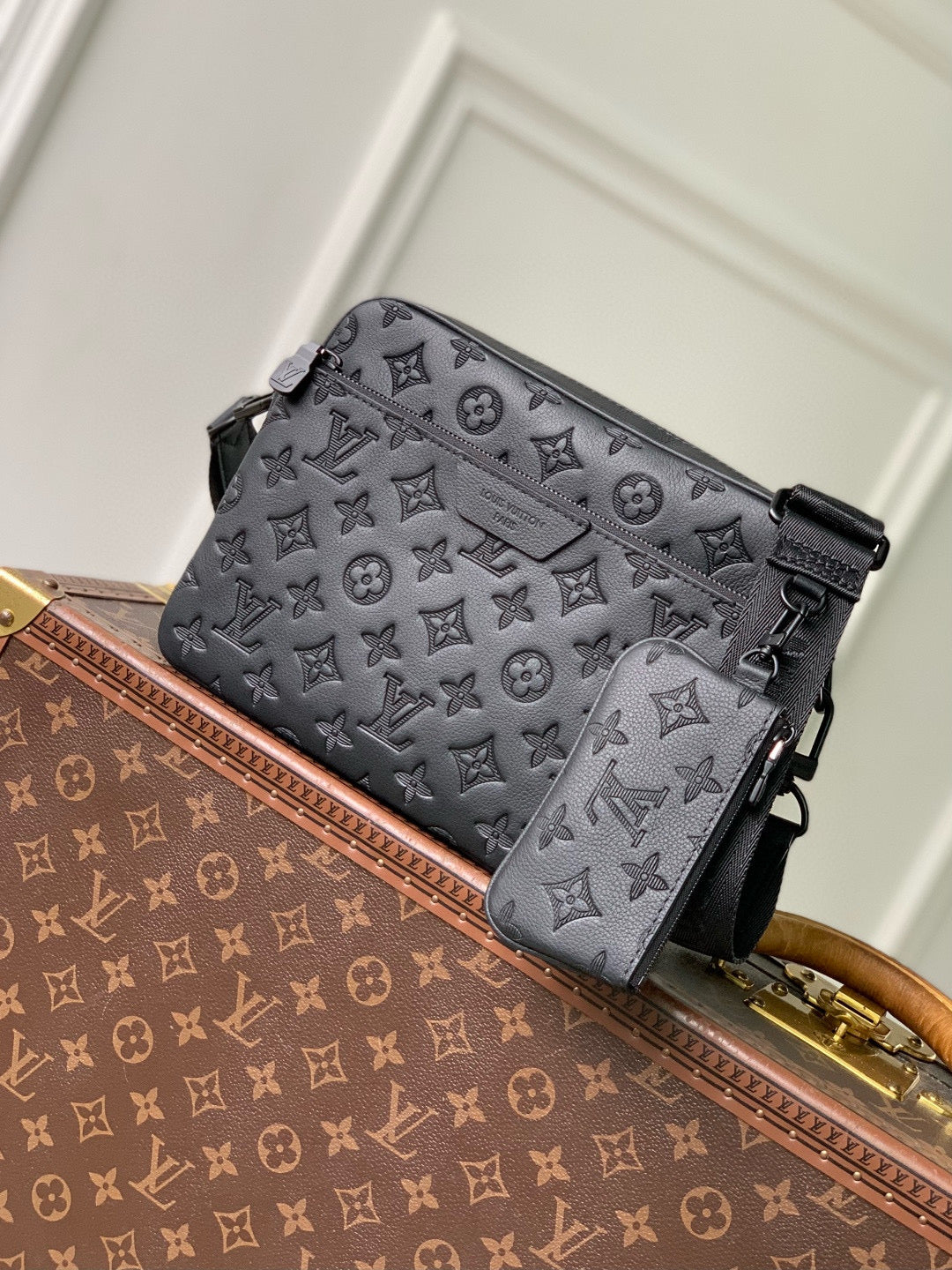 LOU TRIO MESSENGER BAG