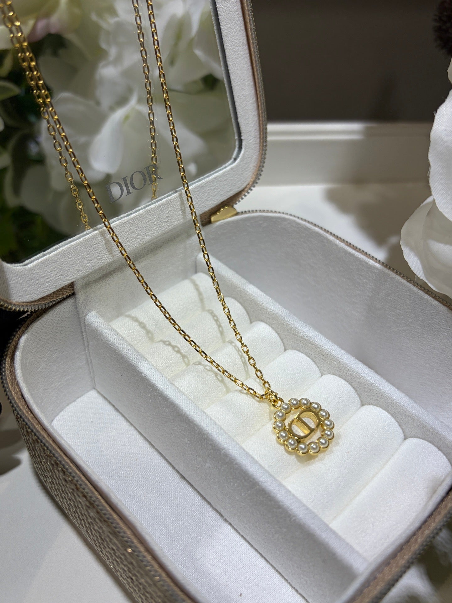 CD NECKLACE
