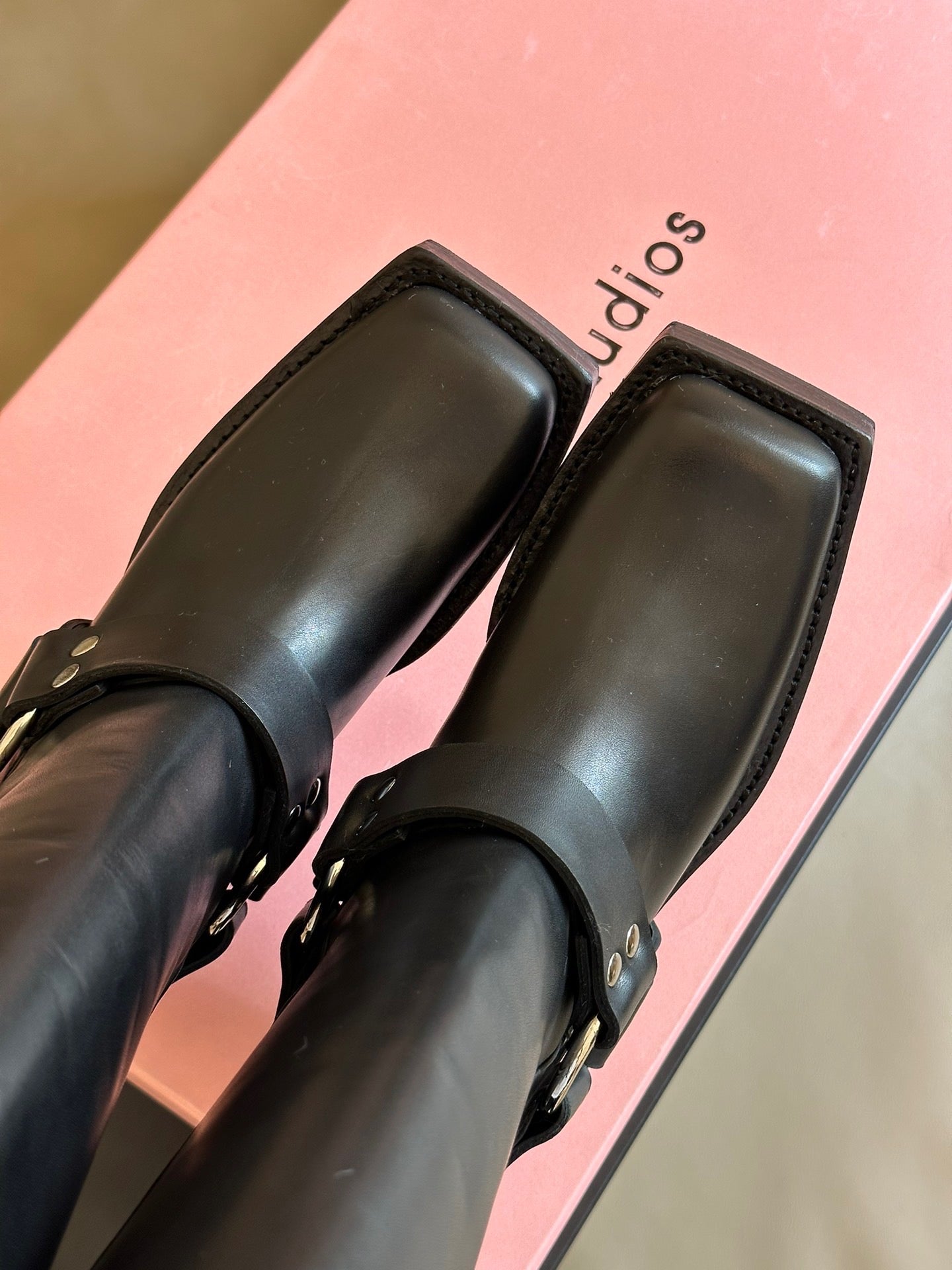 ACNE BOOTS
