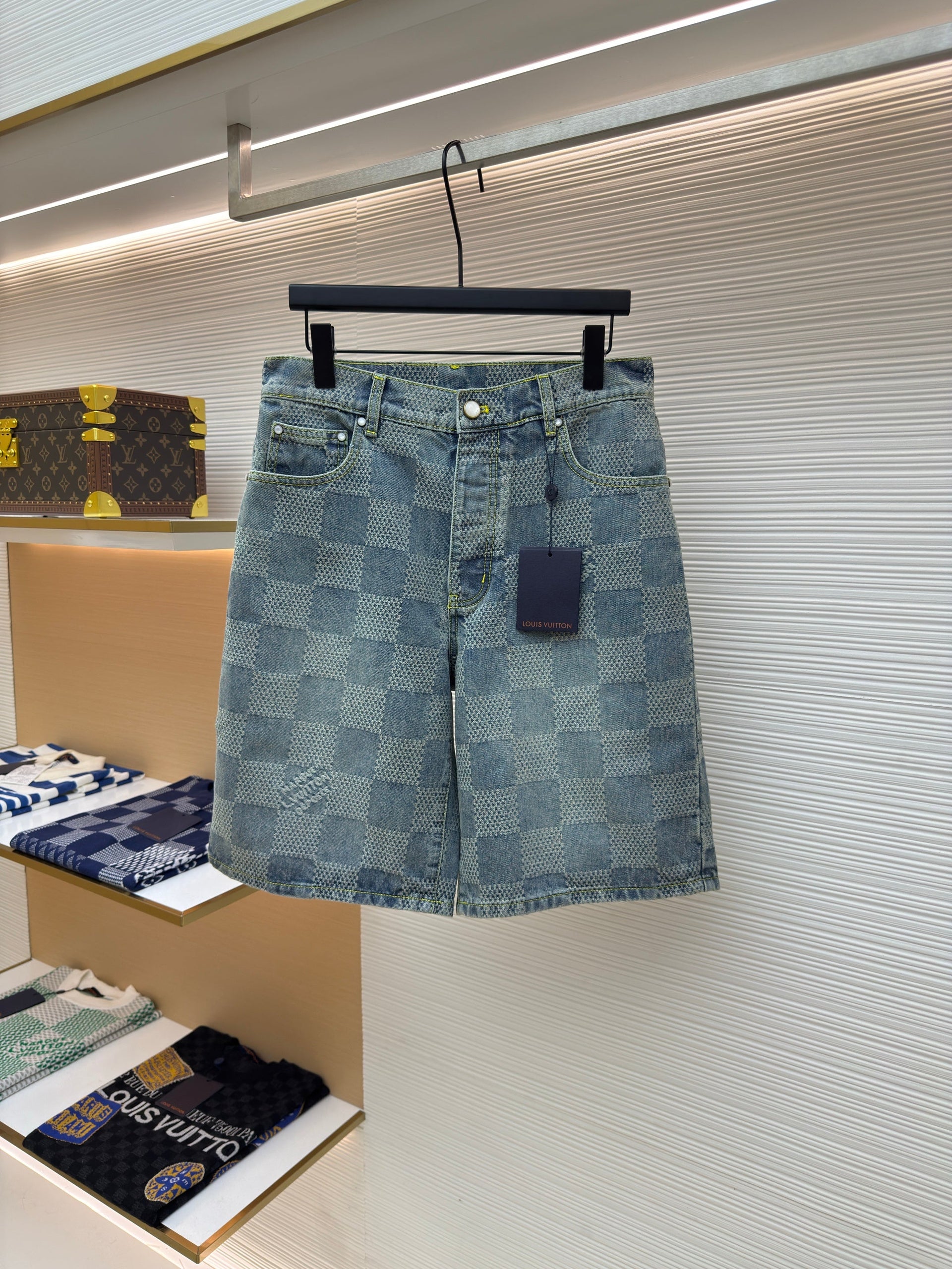 LOU DENIM SHORT