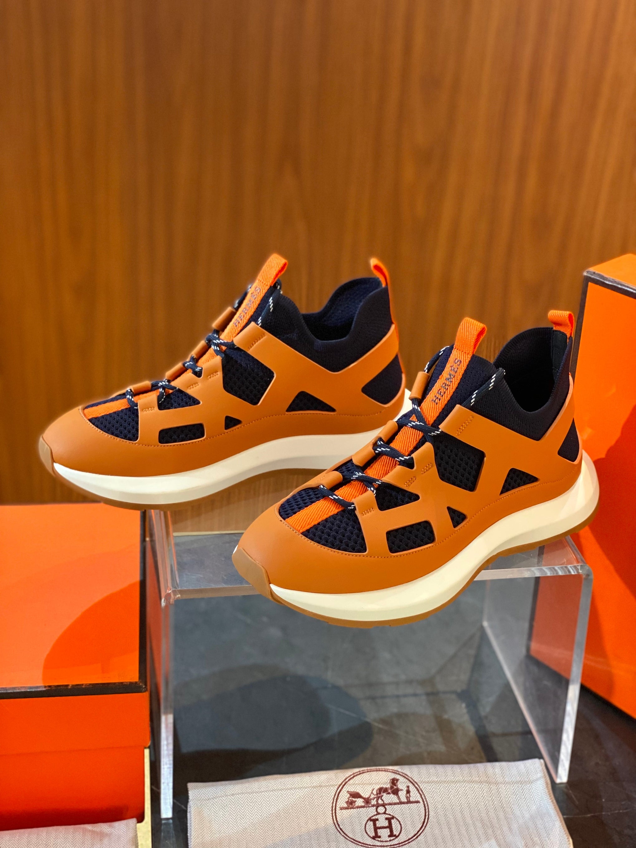 HERM KATANA SNEAKERS