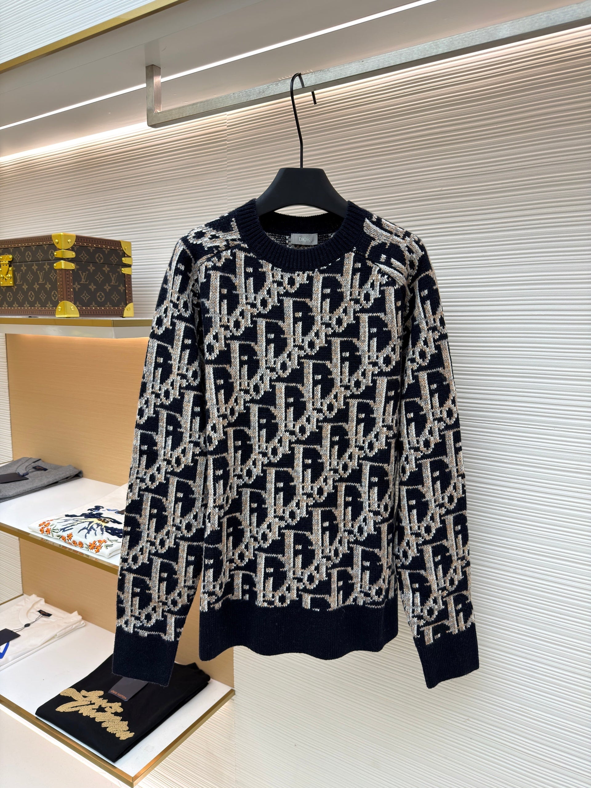 CD JUMPER