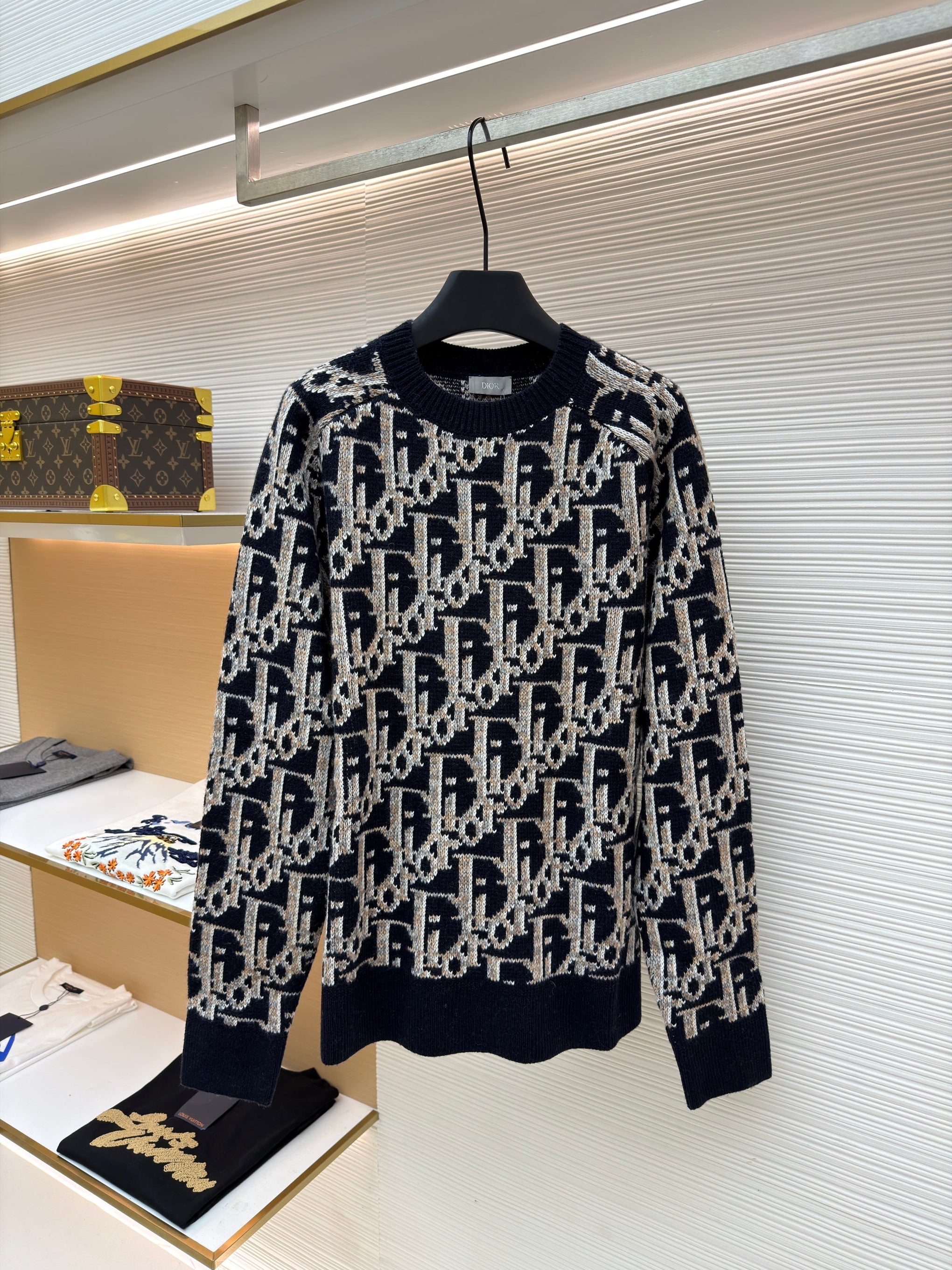CD JUMPER
