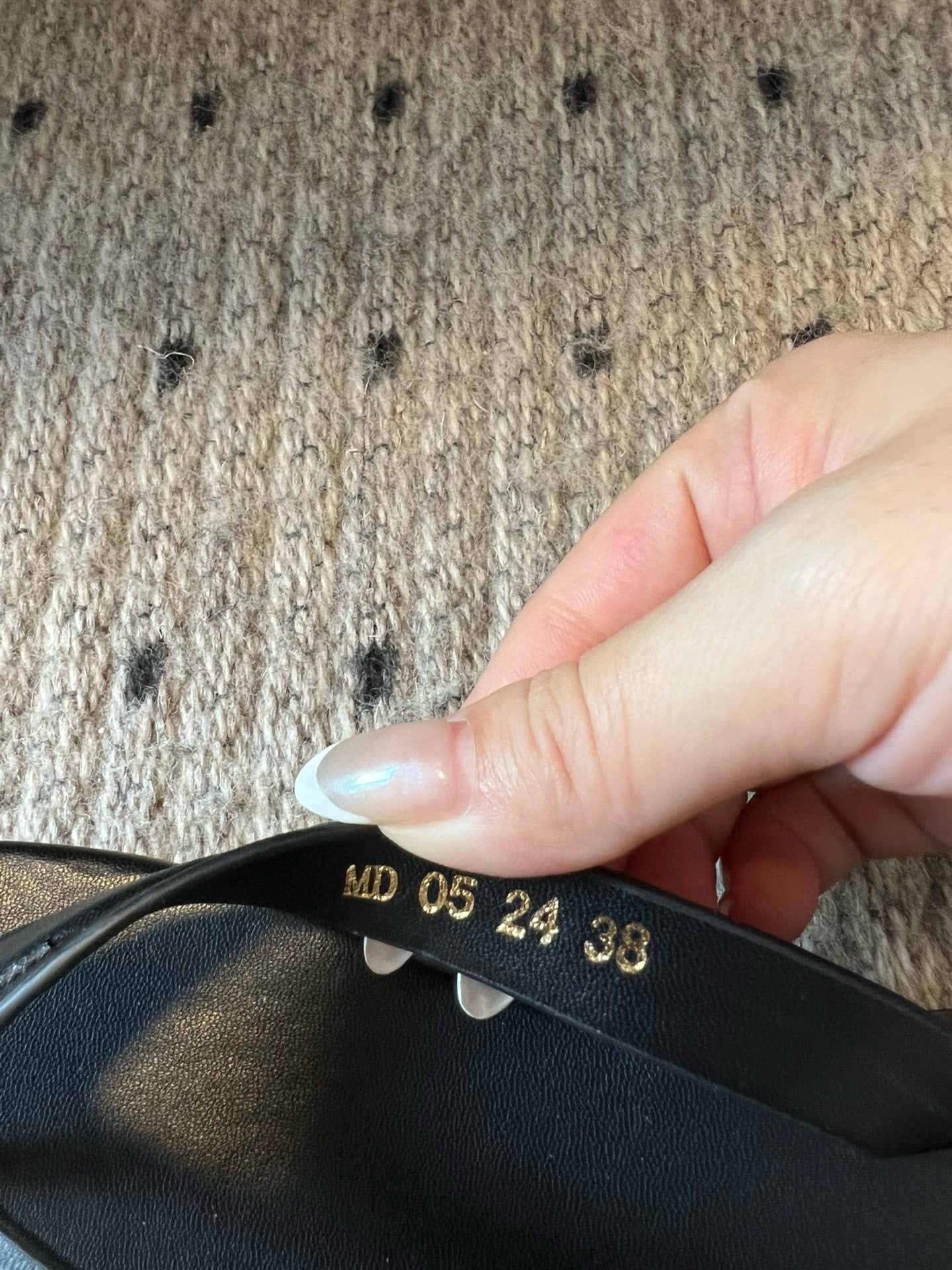 CD THONG SANDAL