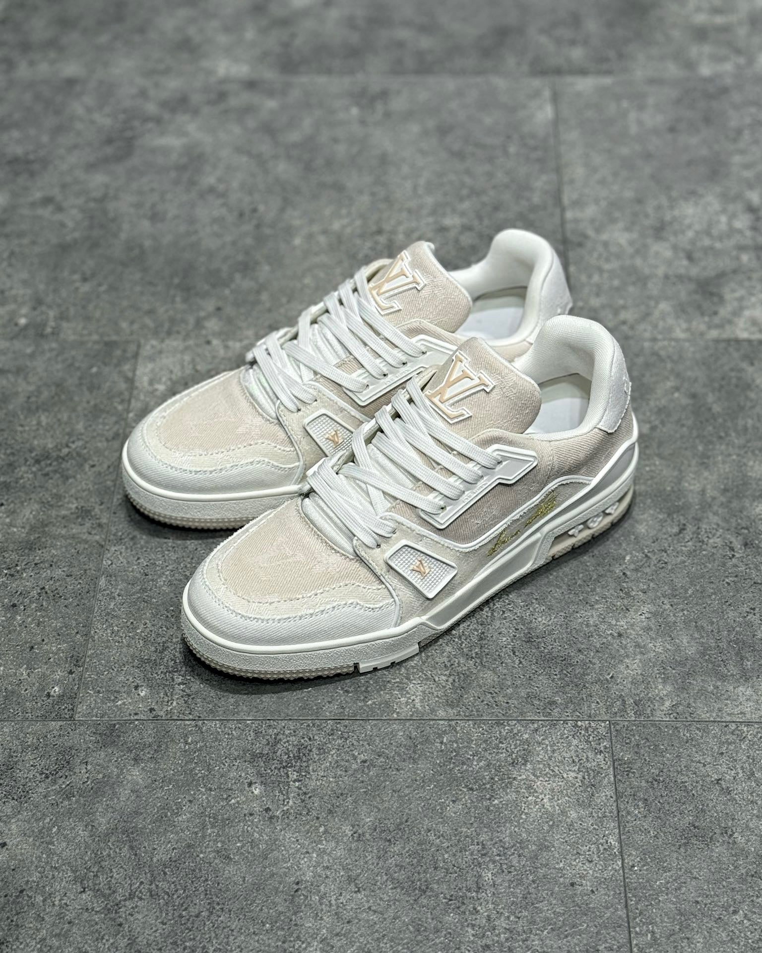 LOU TRAINERS