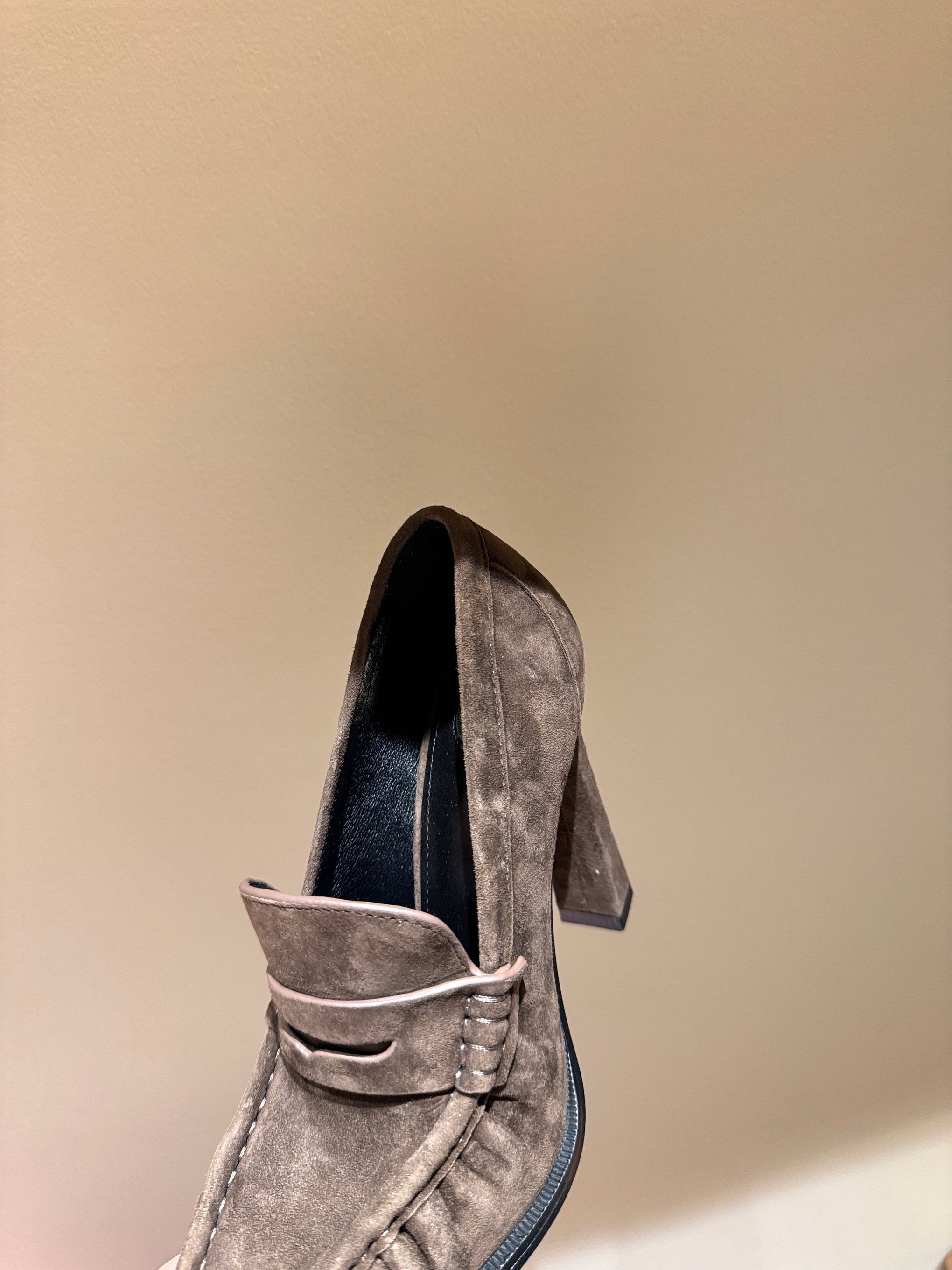 SL HEELS