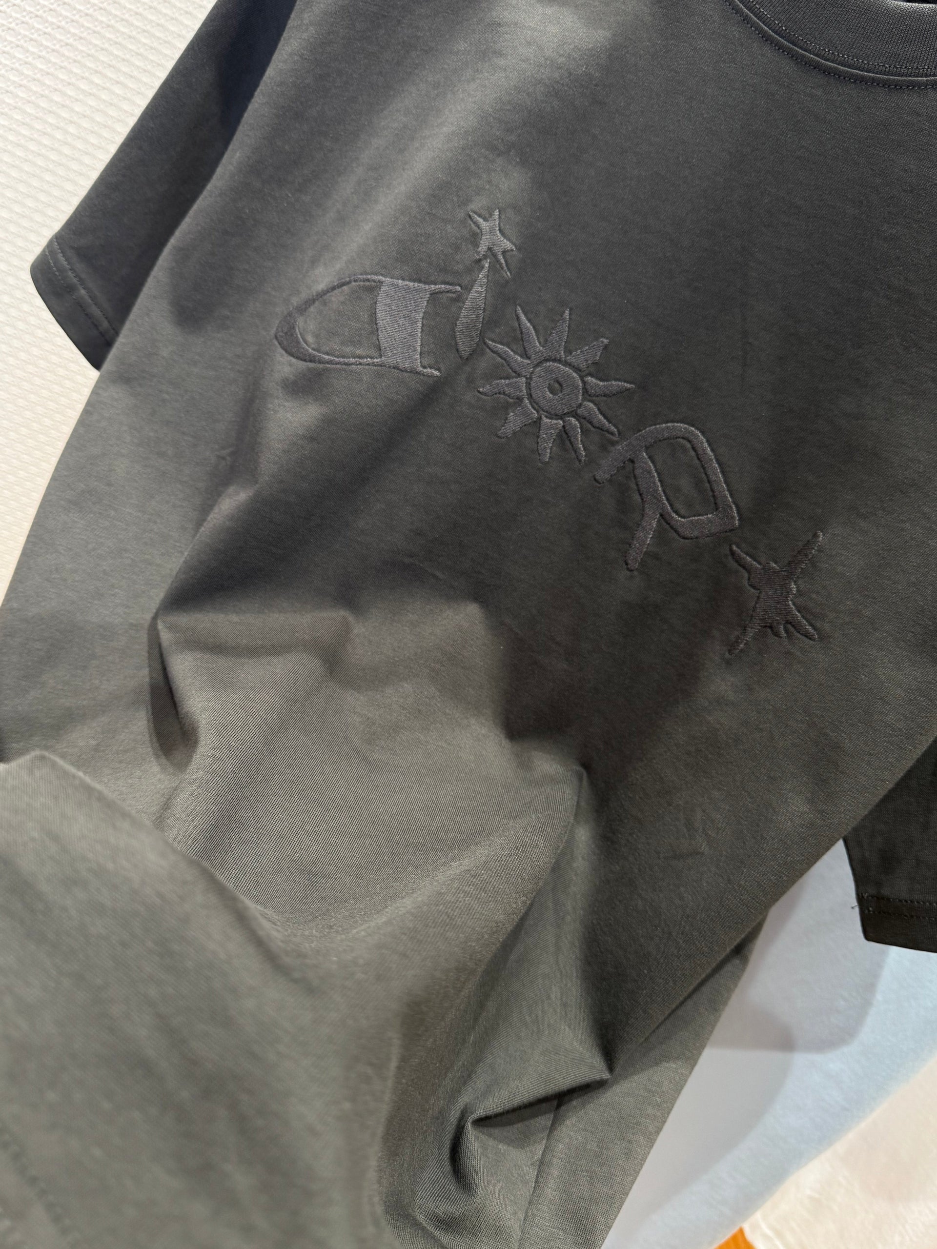 CD T-SHIRT