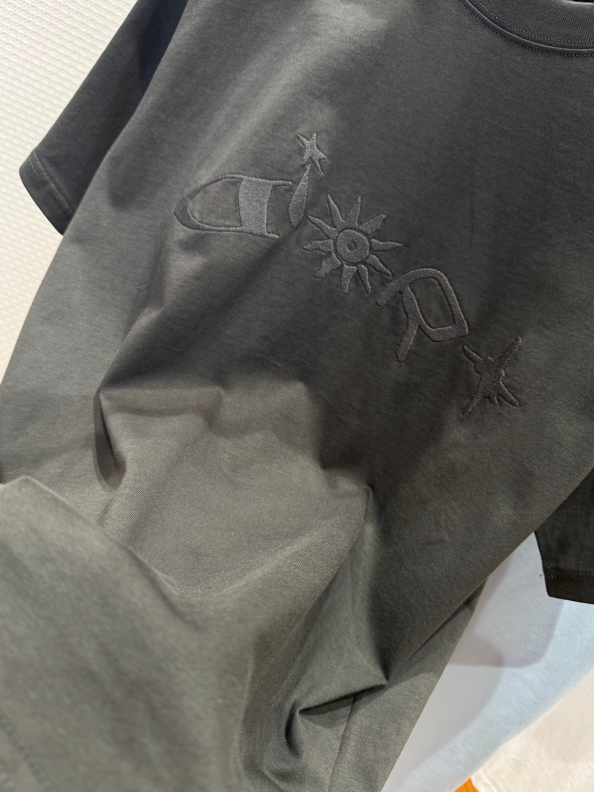 CD T-SHIRT